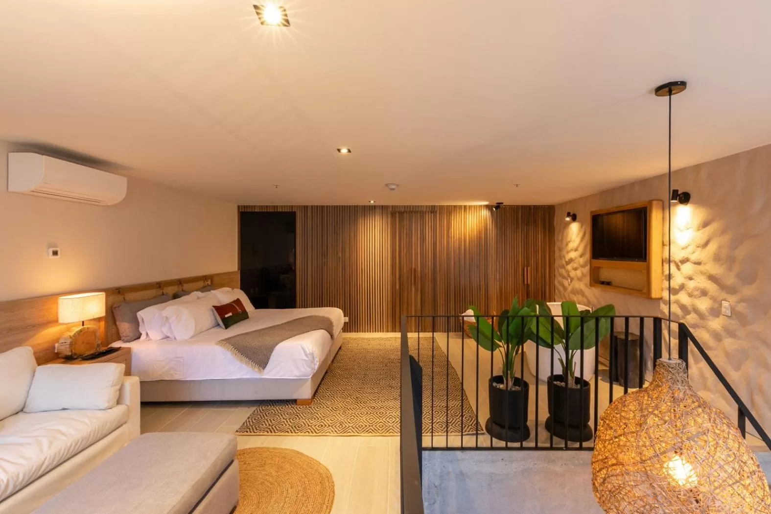 Bed in Landmark Hotel