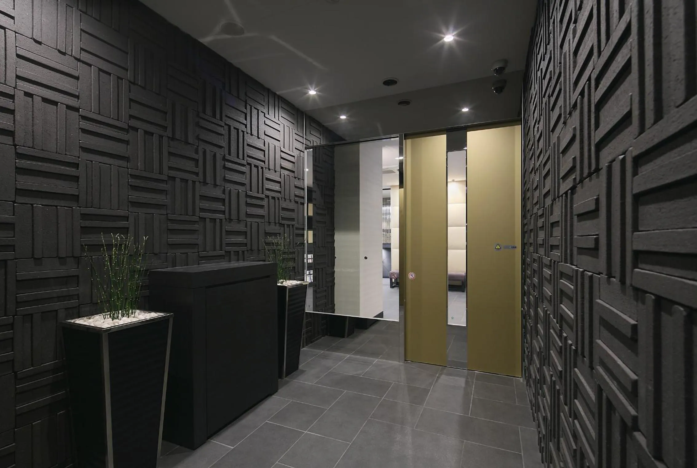 Area and facilities in Sotetsu Fresa Inn Nihombashi-Ningyocho