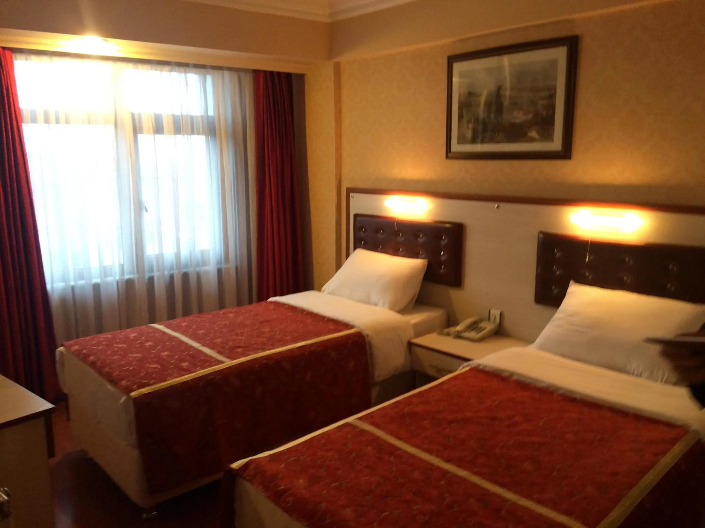 Day, Bed in Tayhan Hotel