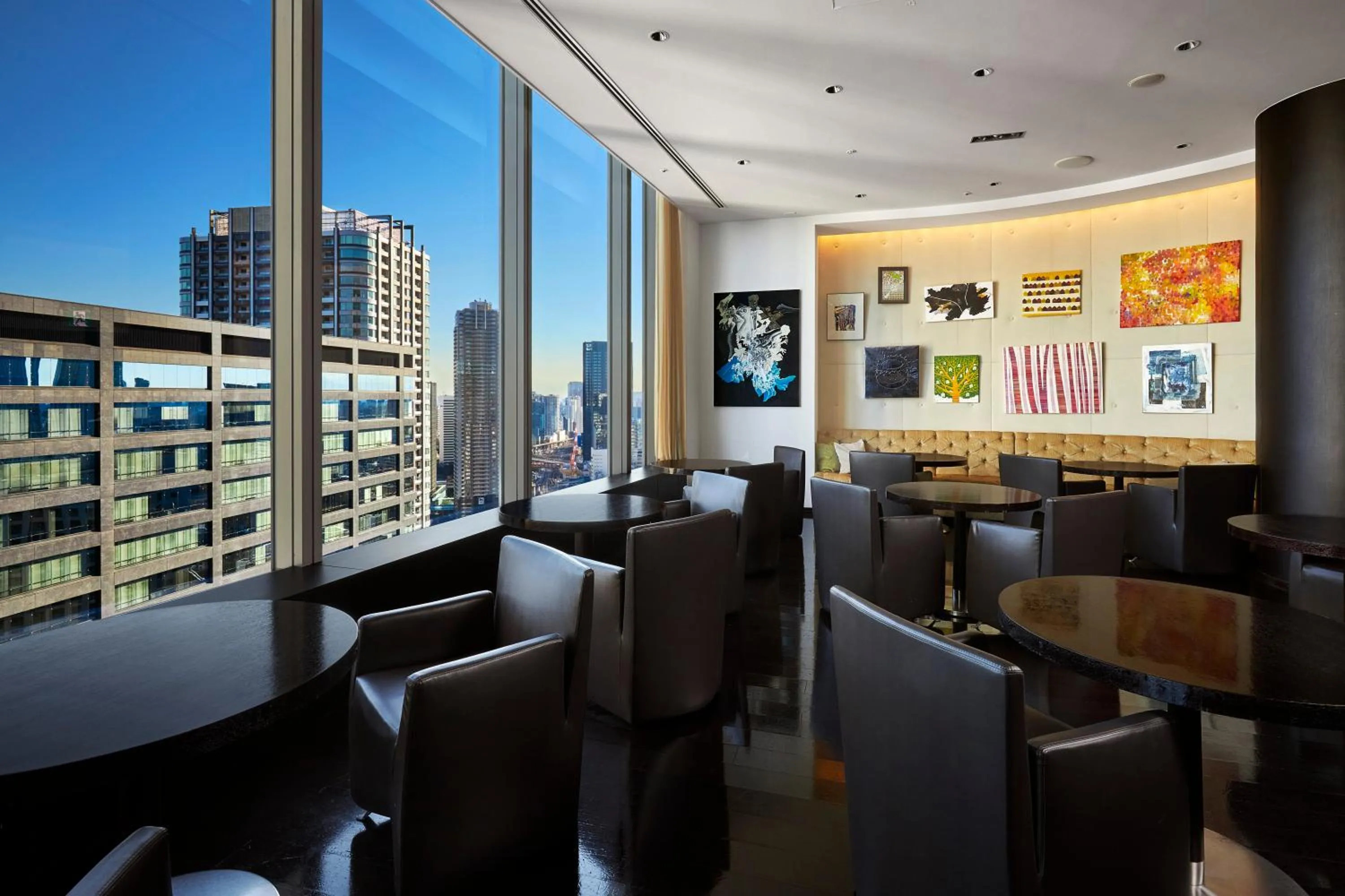 Restaurant/places to eat in Park Hotel Tokyo