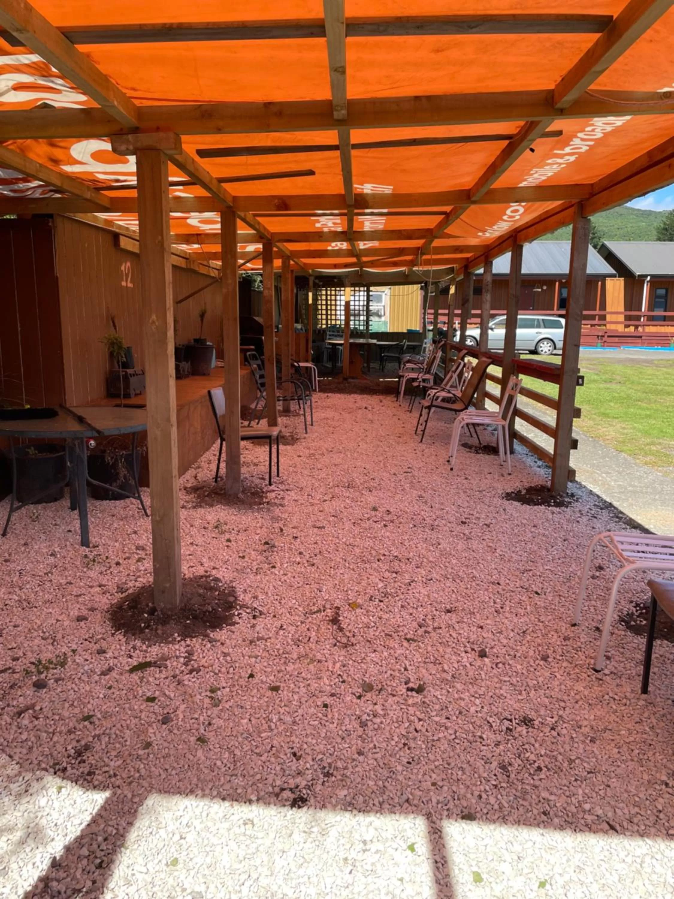 BBQ facilities in Oasis Motel & Holiday Park Turangi