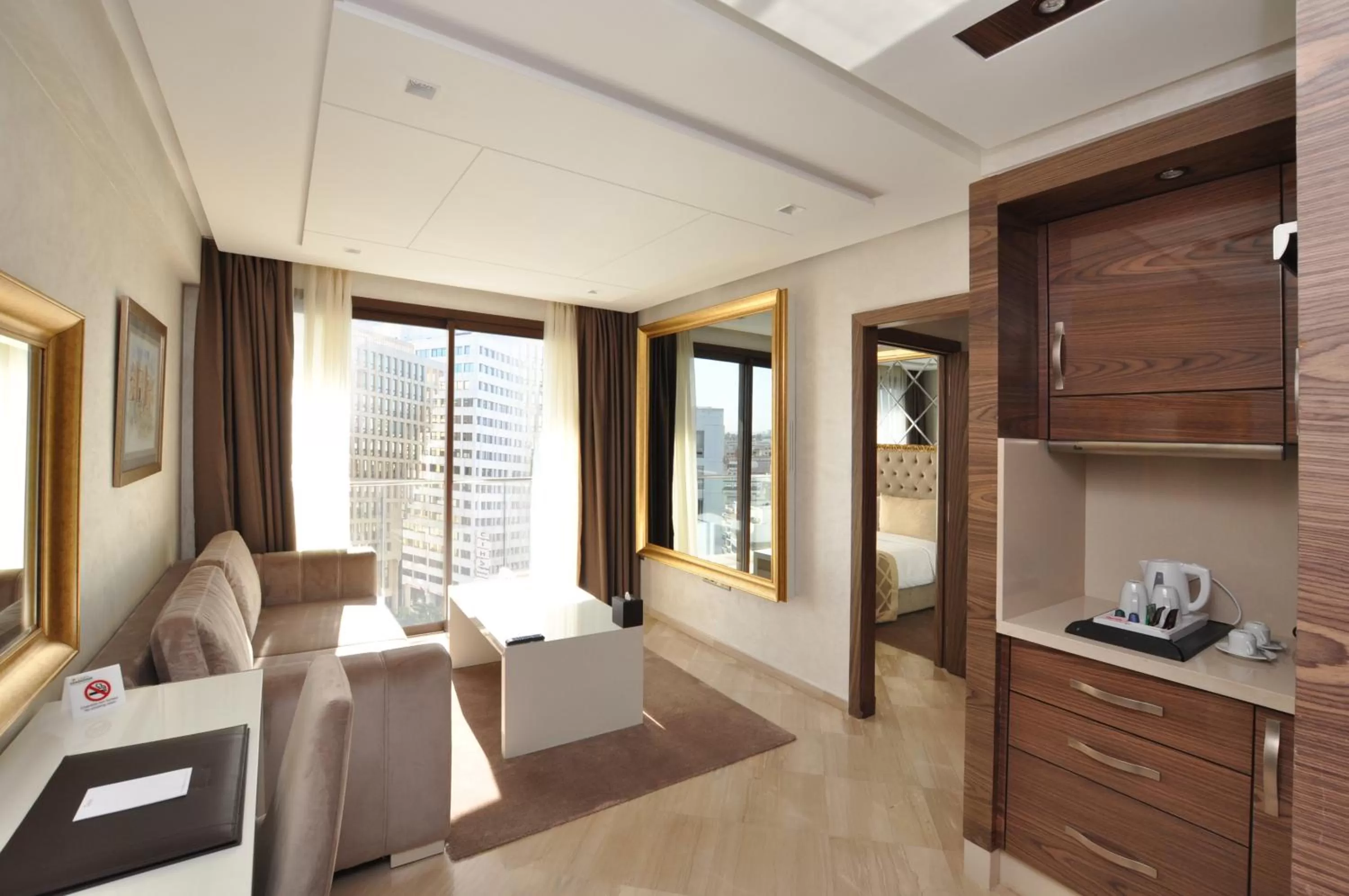 Living room in Suite Hotel Casa Diamond