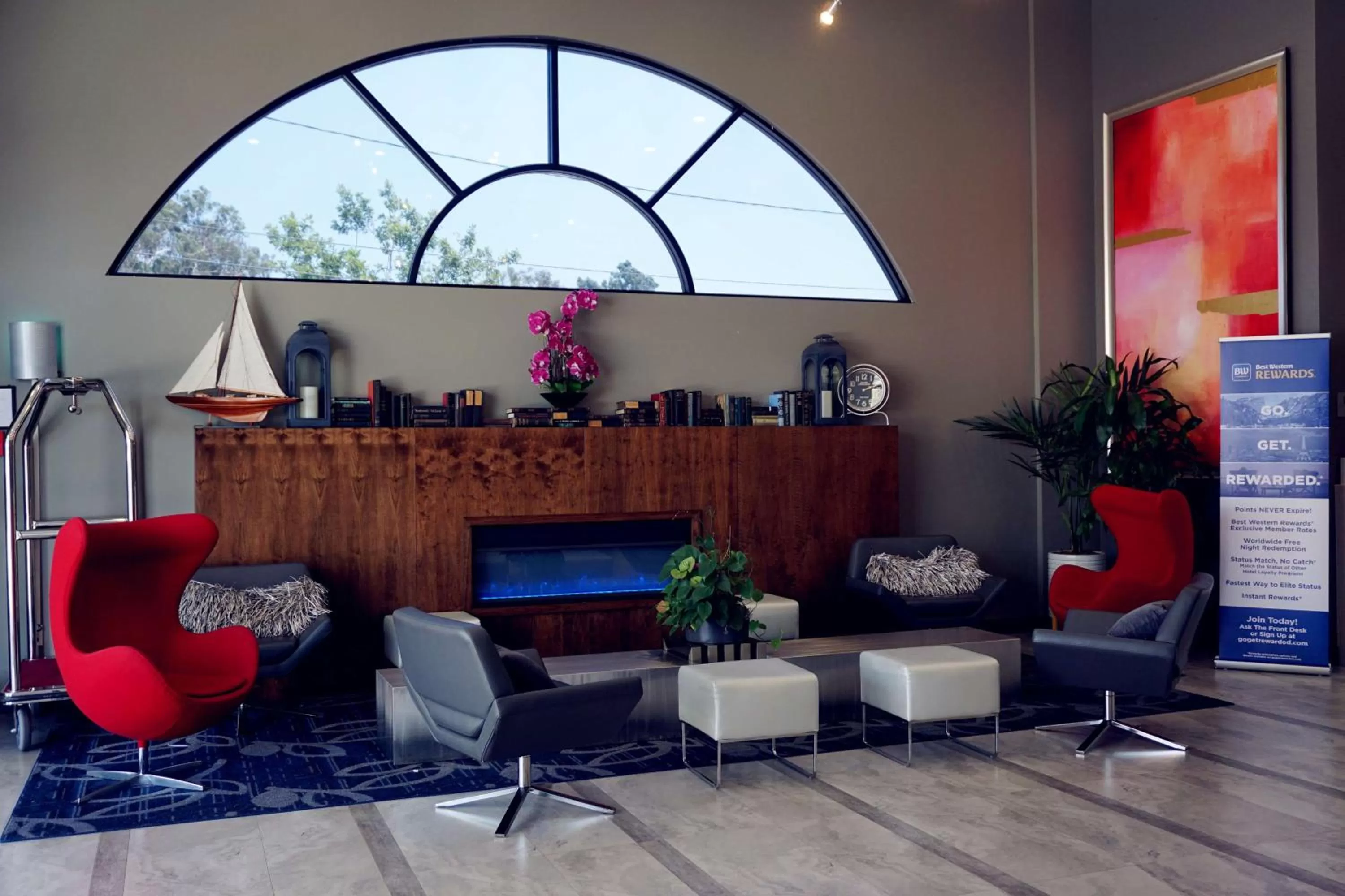 Lobby or reception in Hartford Hotel Best Western Signature Collection