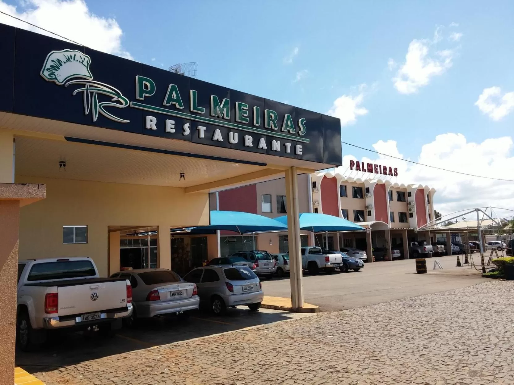 Property building in Hotel Palmeiras