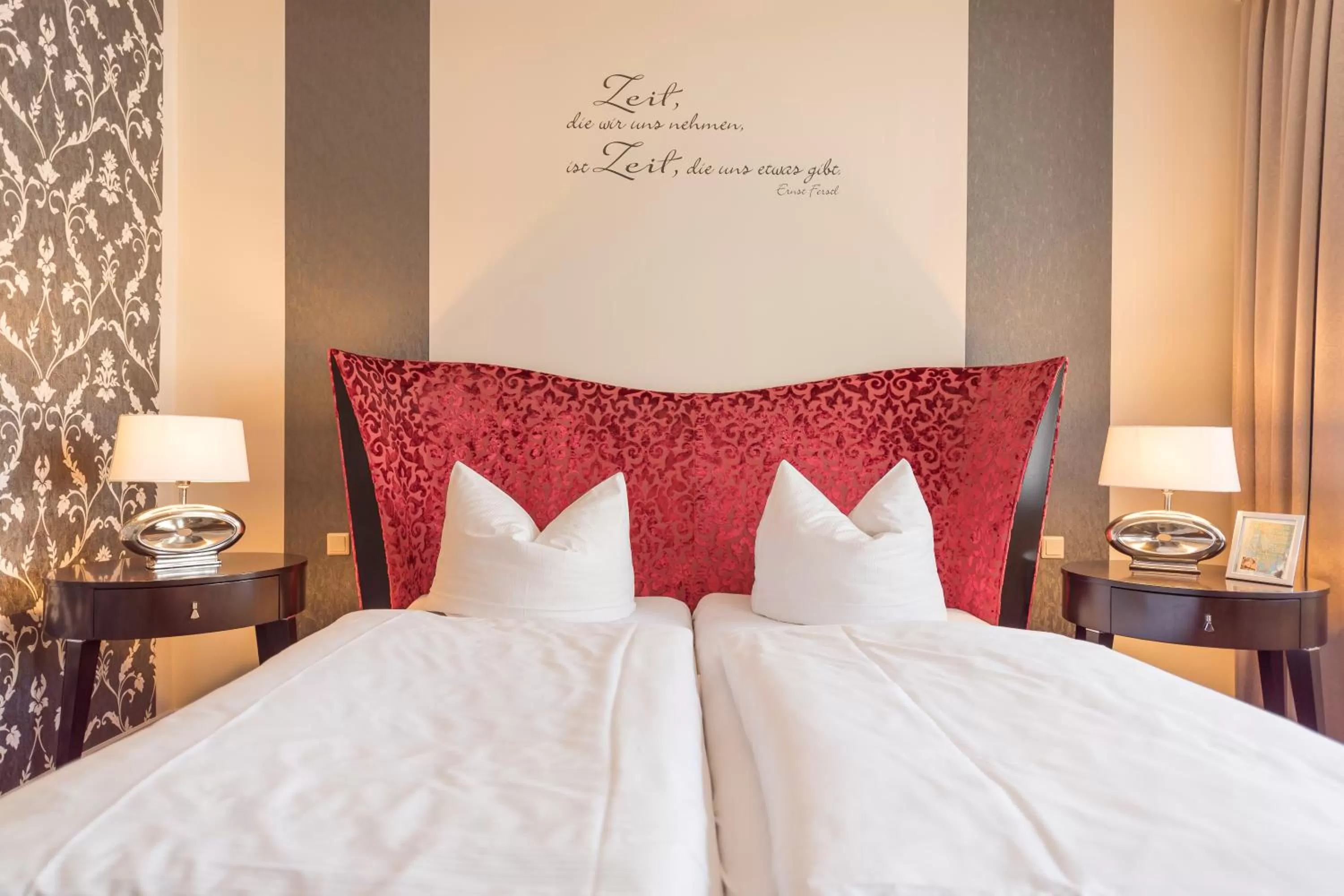 Bed in Hotel Villa Waldfrieden