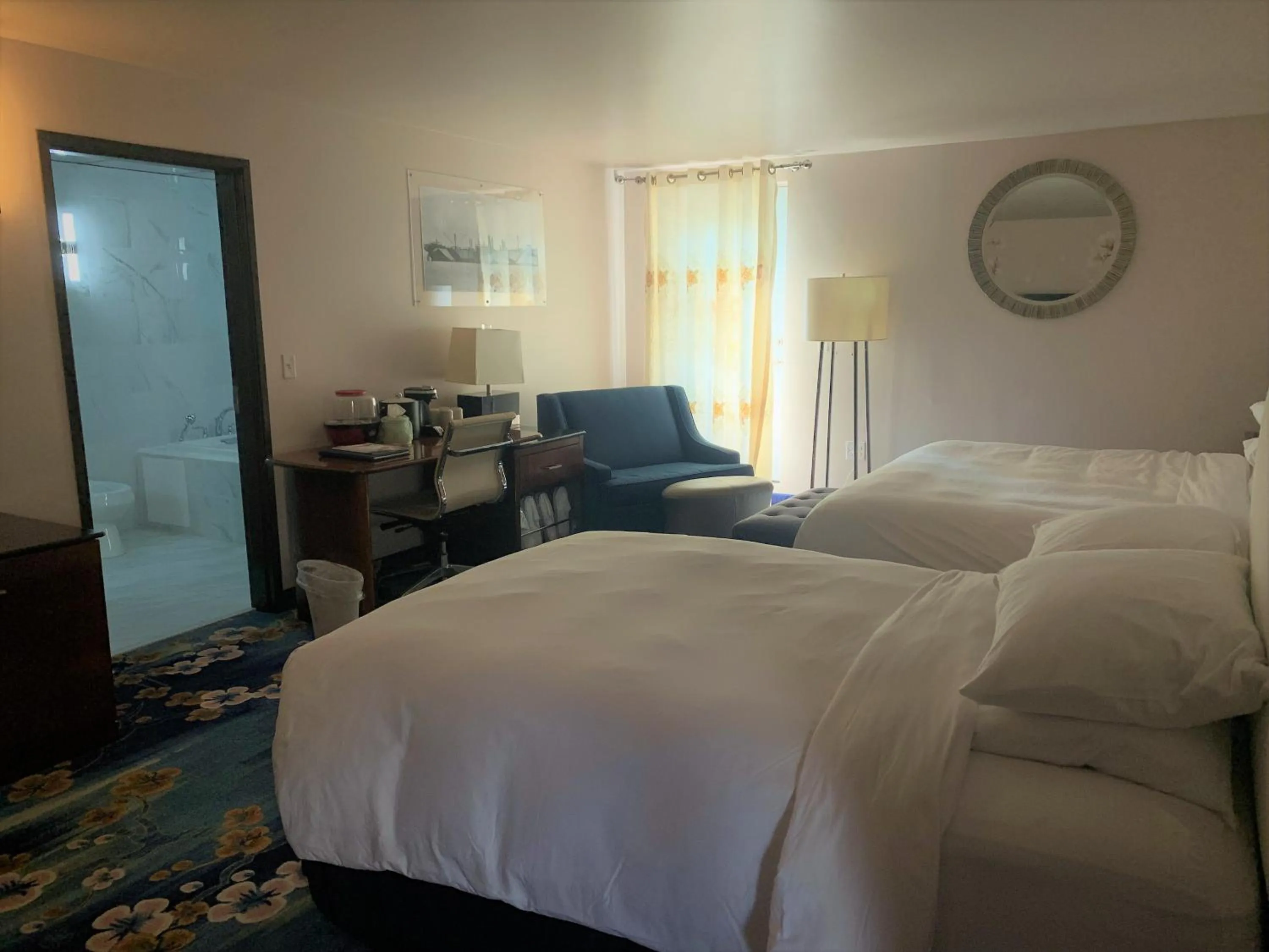 Bed in Wangshi China Palace