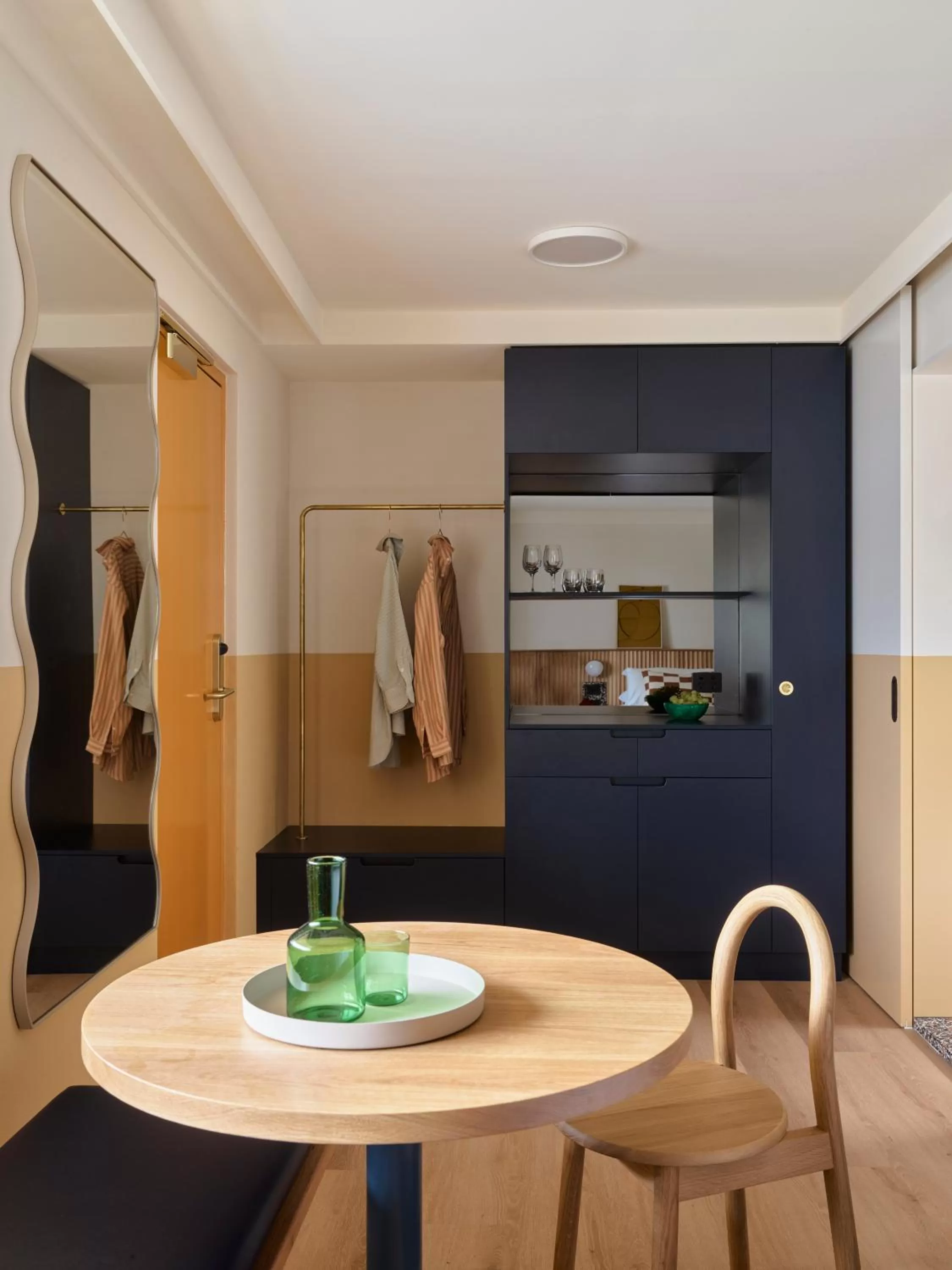 Kitchen or kitchenette in The Isla & Casita