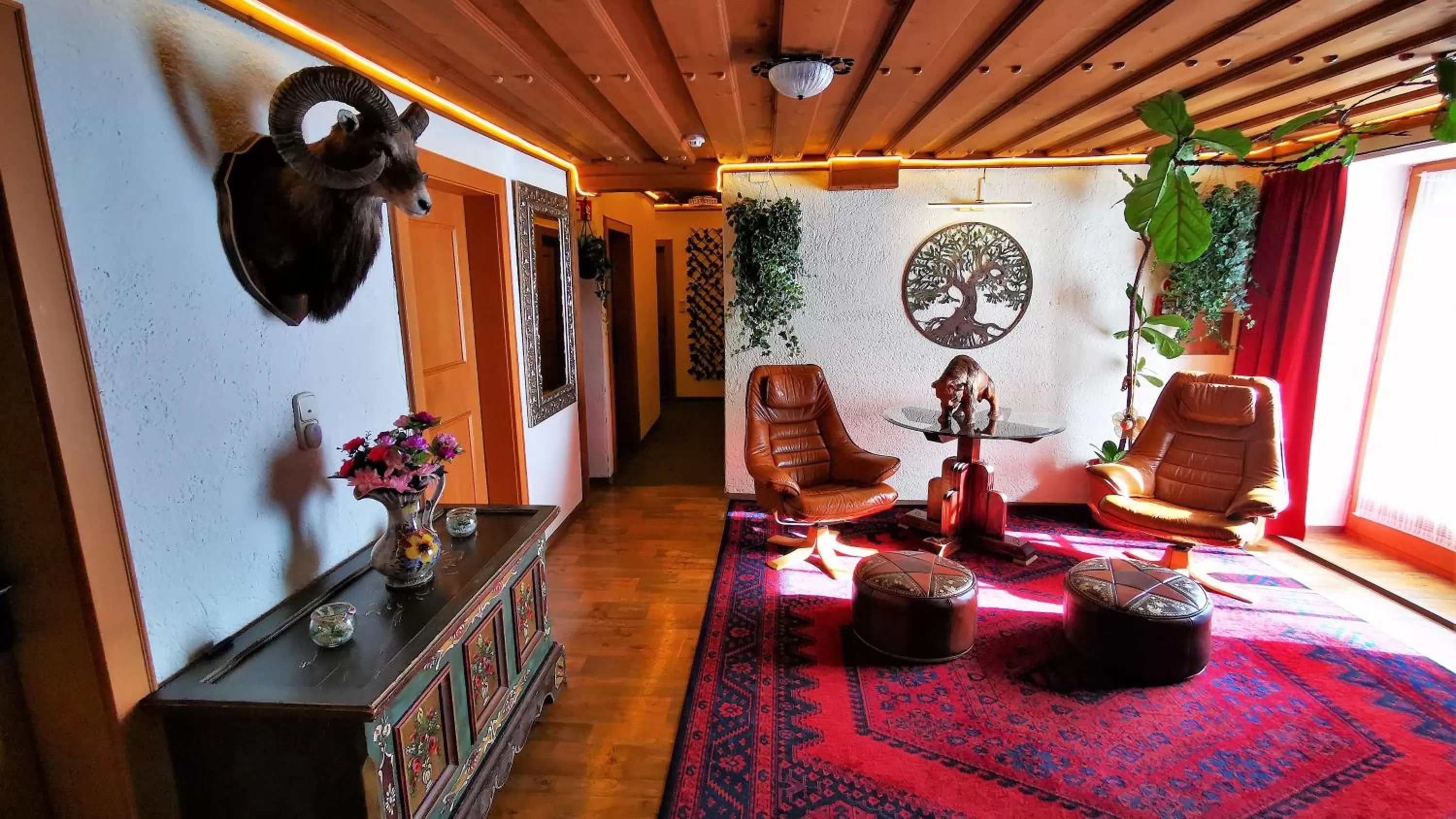 Seating area in Gasthof Geronimo