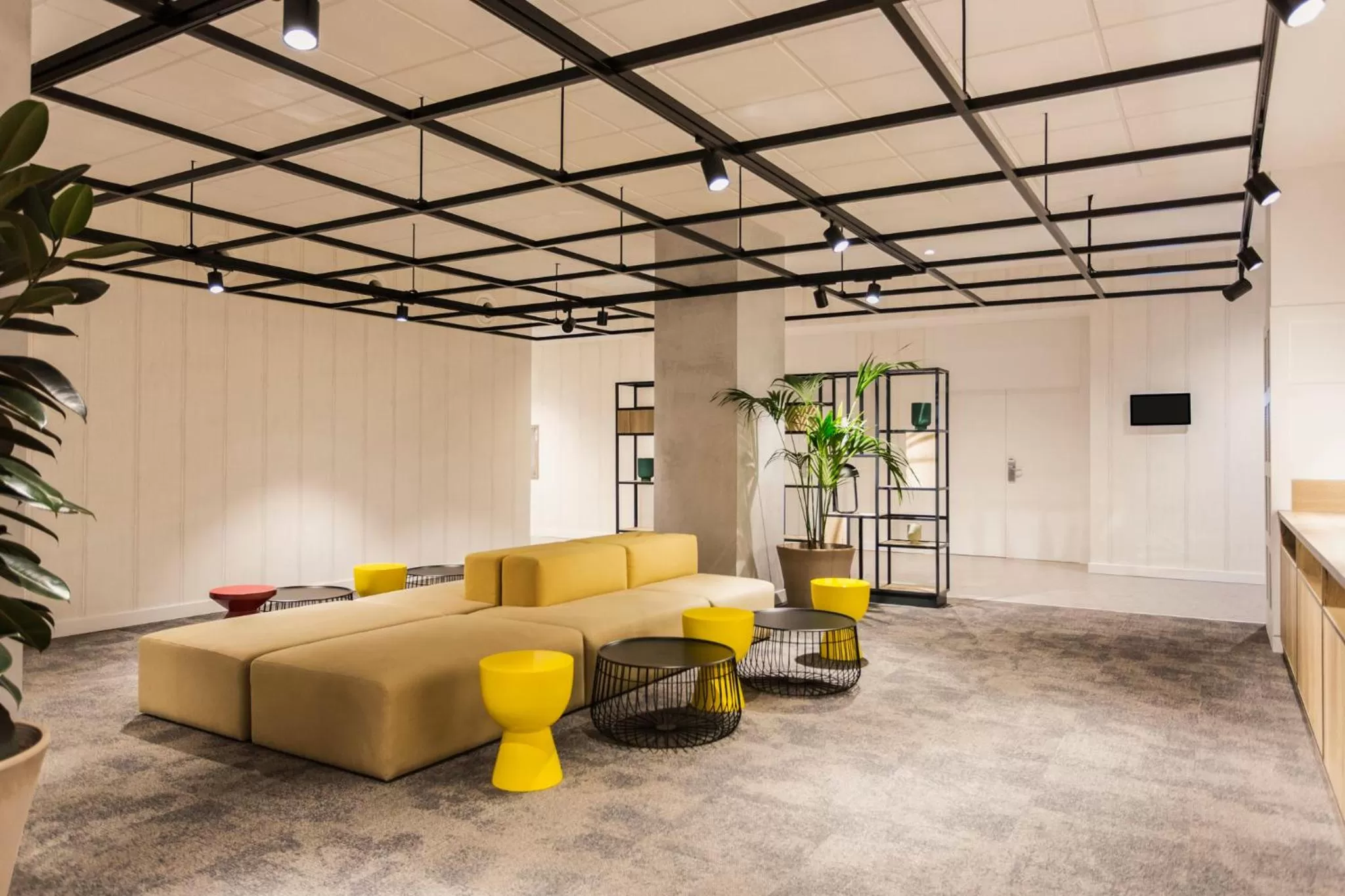 Lobby or reception in Novotel Campo De Las Naciones