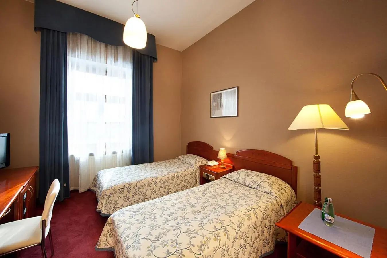 Standard Twin Room in Blue Swan Standard Twin Room in Blue Swan