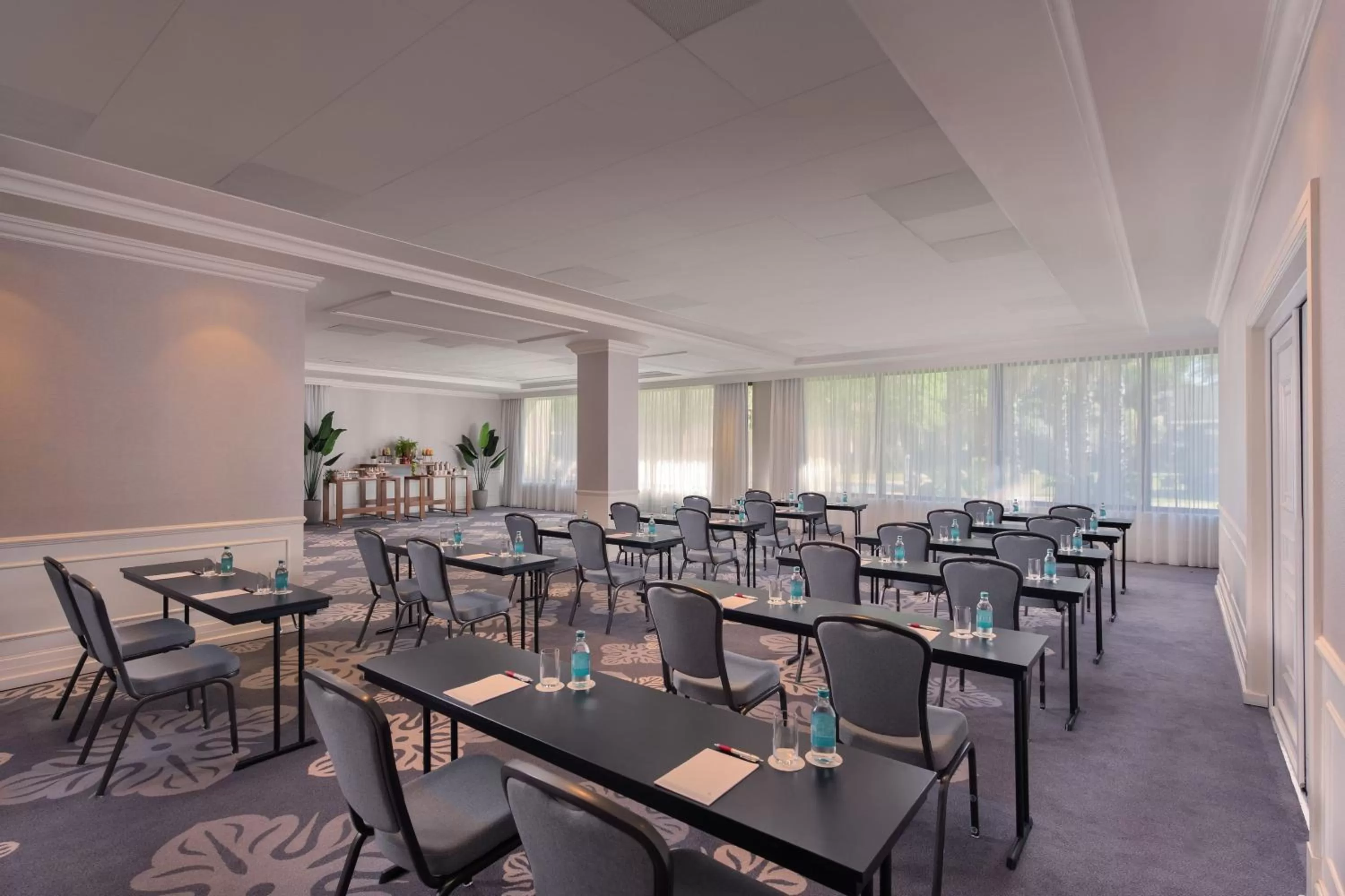 Meeting/conference room in Lisbon Marriott Hotel