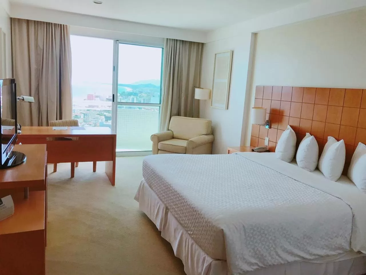 Bed in Mercure Macaé