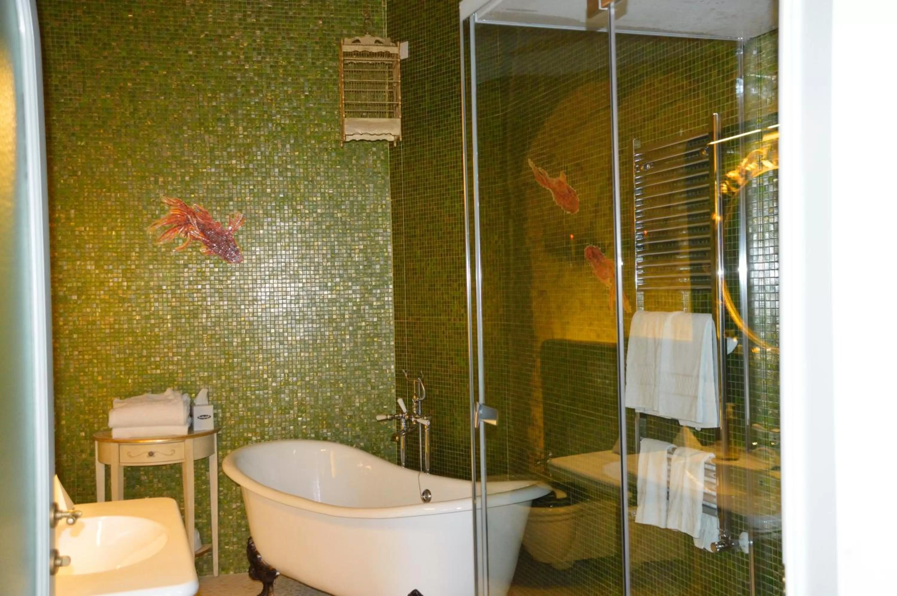 Bathroom in Palazzo Pacini