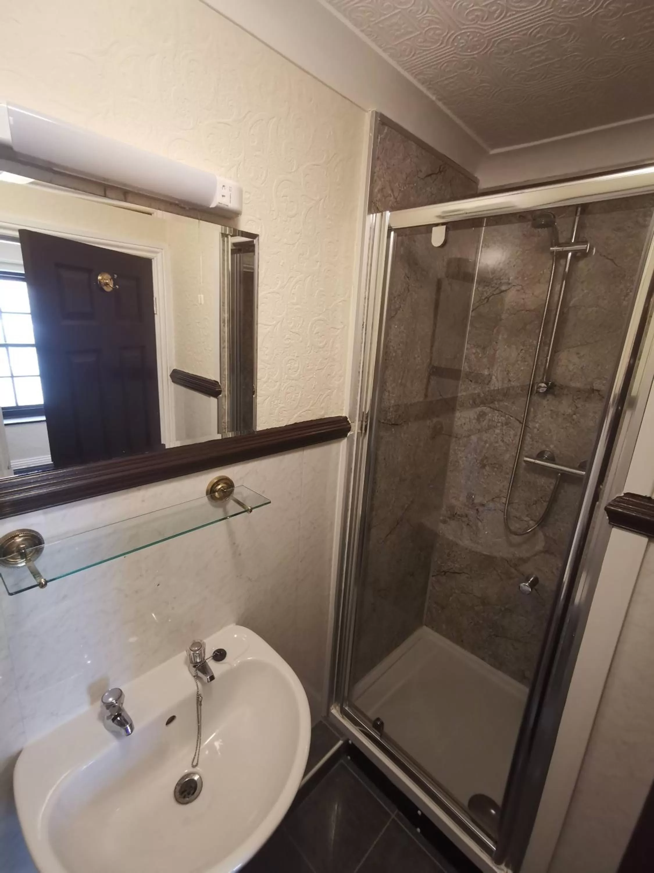 Bathroom in The Redwell Inn