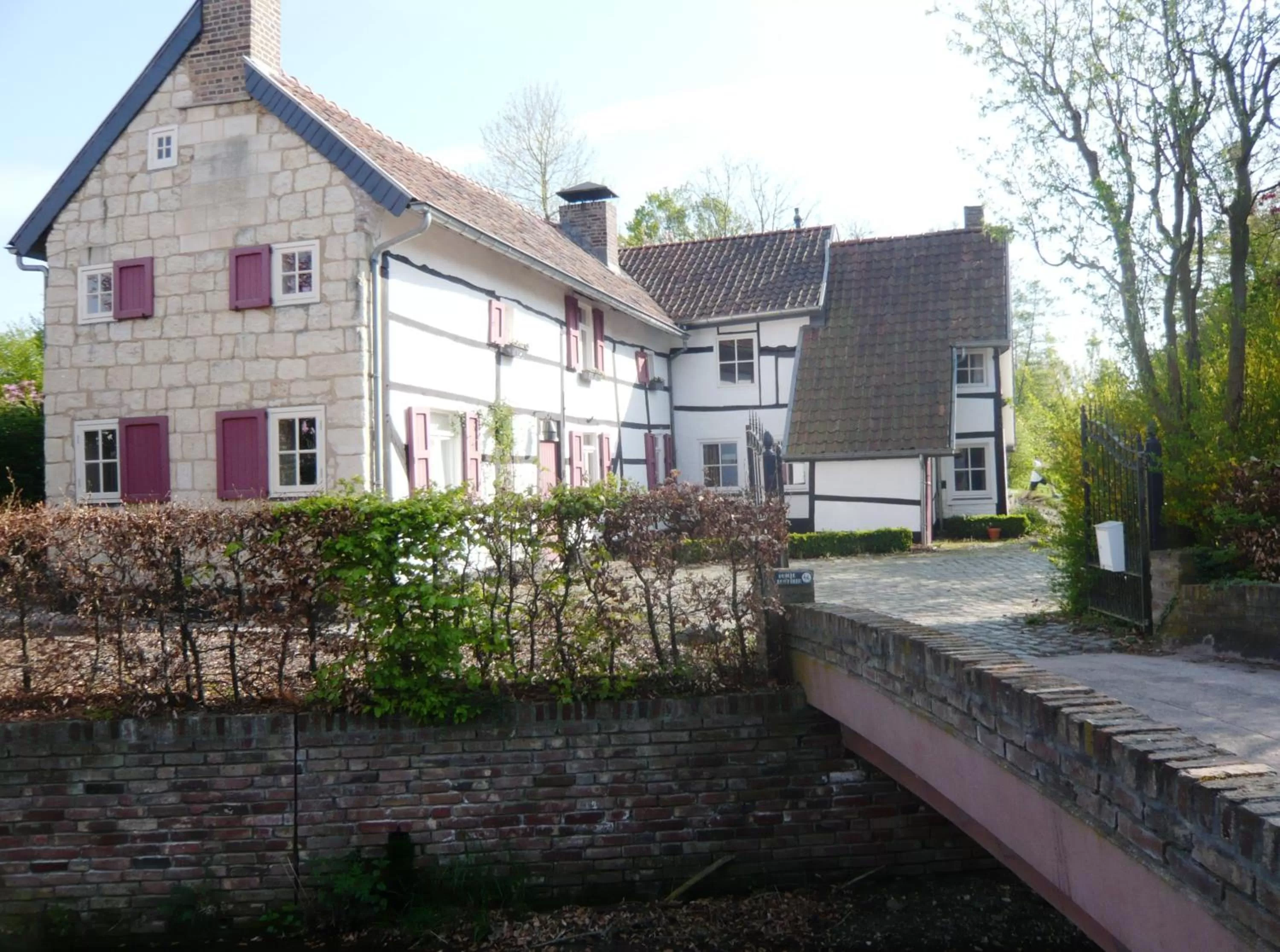 Nearby landmark in Hotel Brull