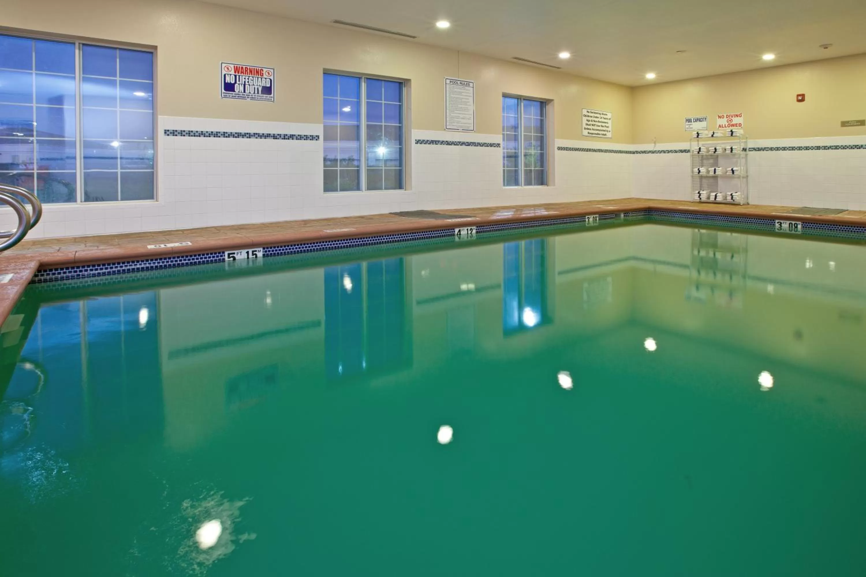Swimming pool in Candlewood Suites Lafayette by IHG