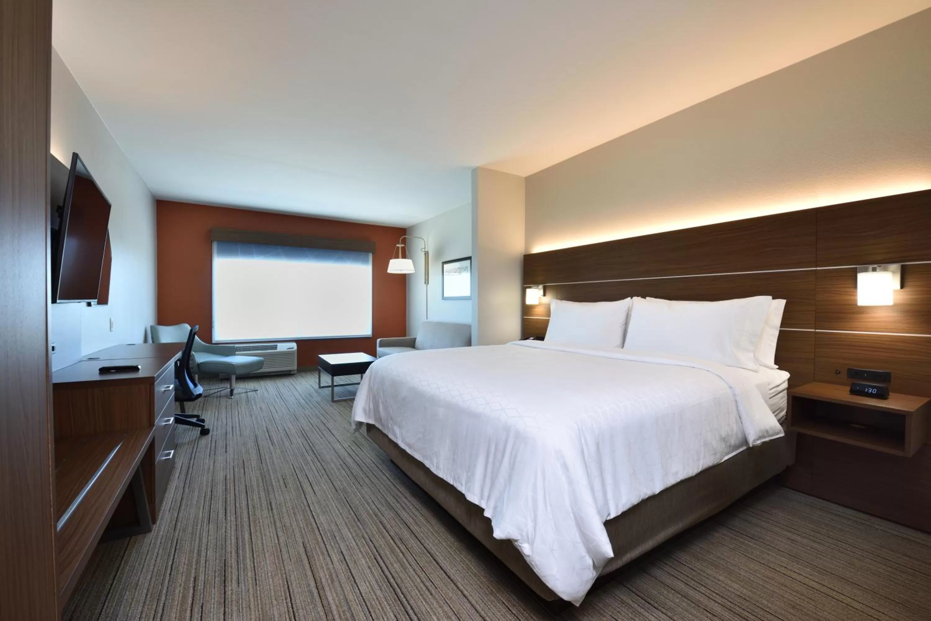 Photo of the whole room, Bed in Holiday Inn Express & Suites Spring - Woodlands Area by IHG