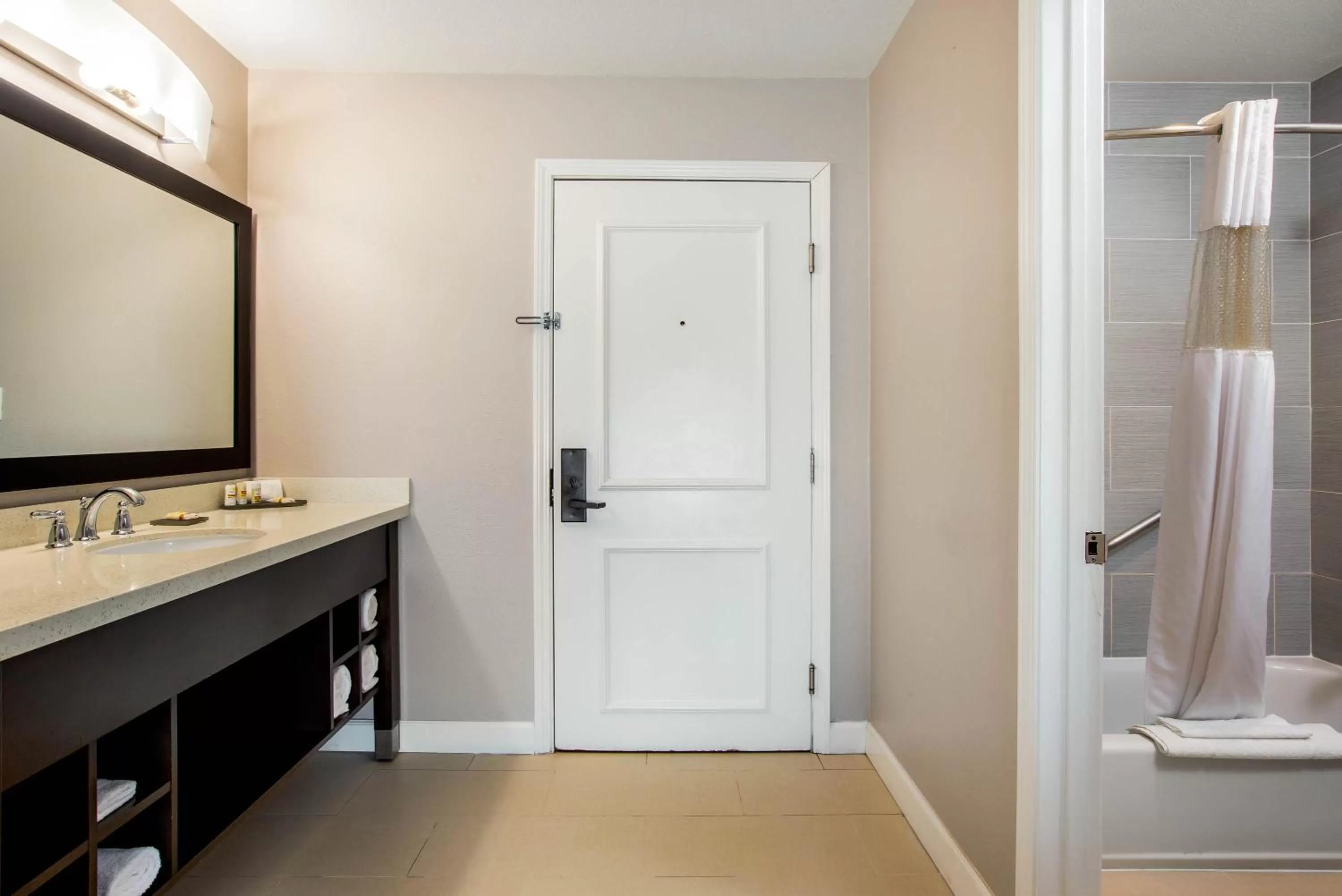 Shower in La Quinta by Wyndham Pomona