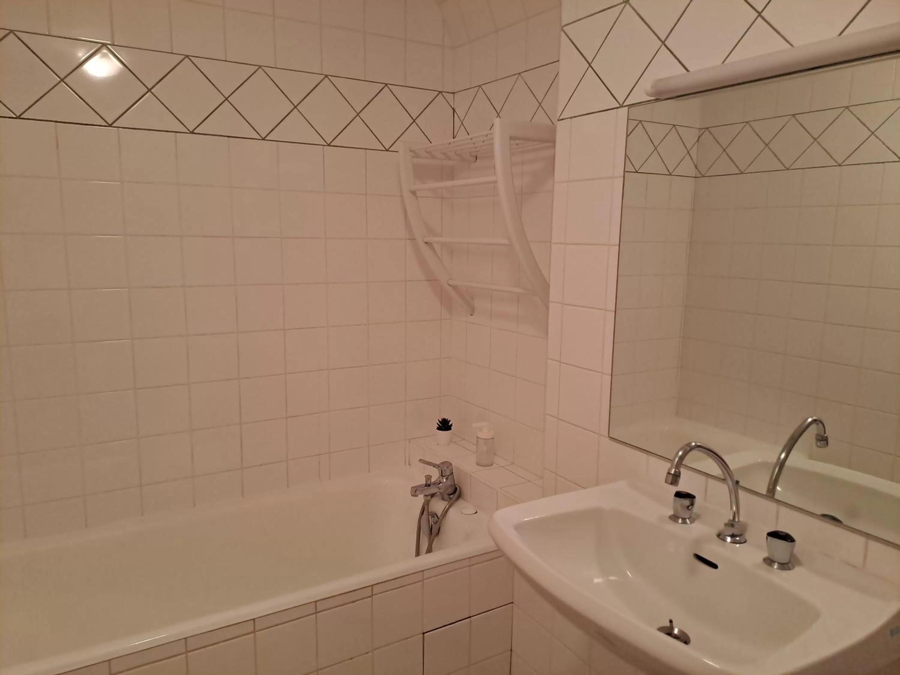 Bathroom in Le Jardin Umal