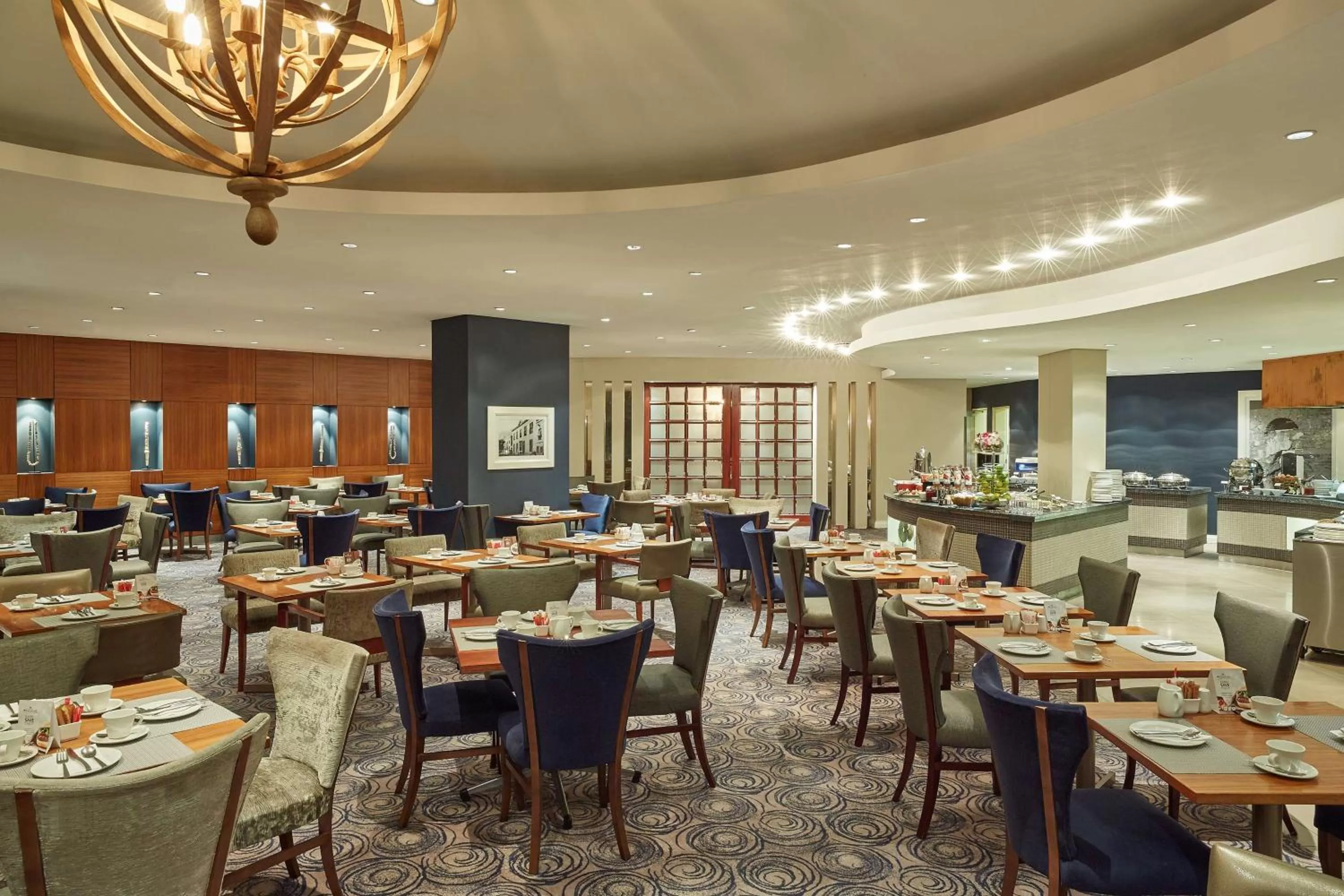 Restaurant/places to eat in Southern Sun Cape Sun