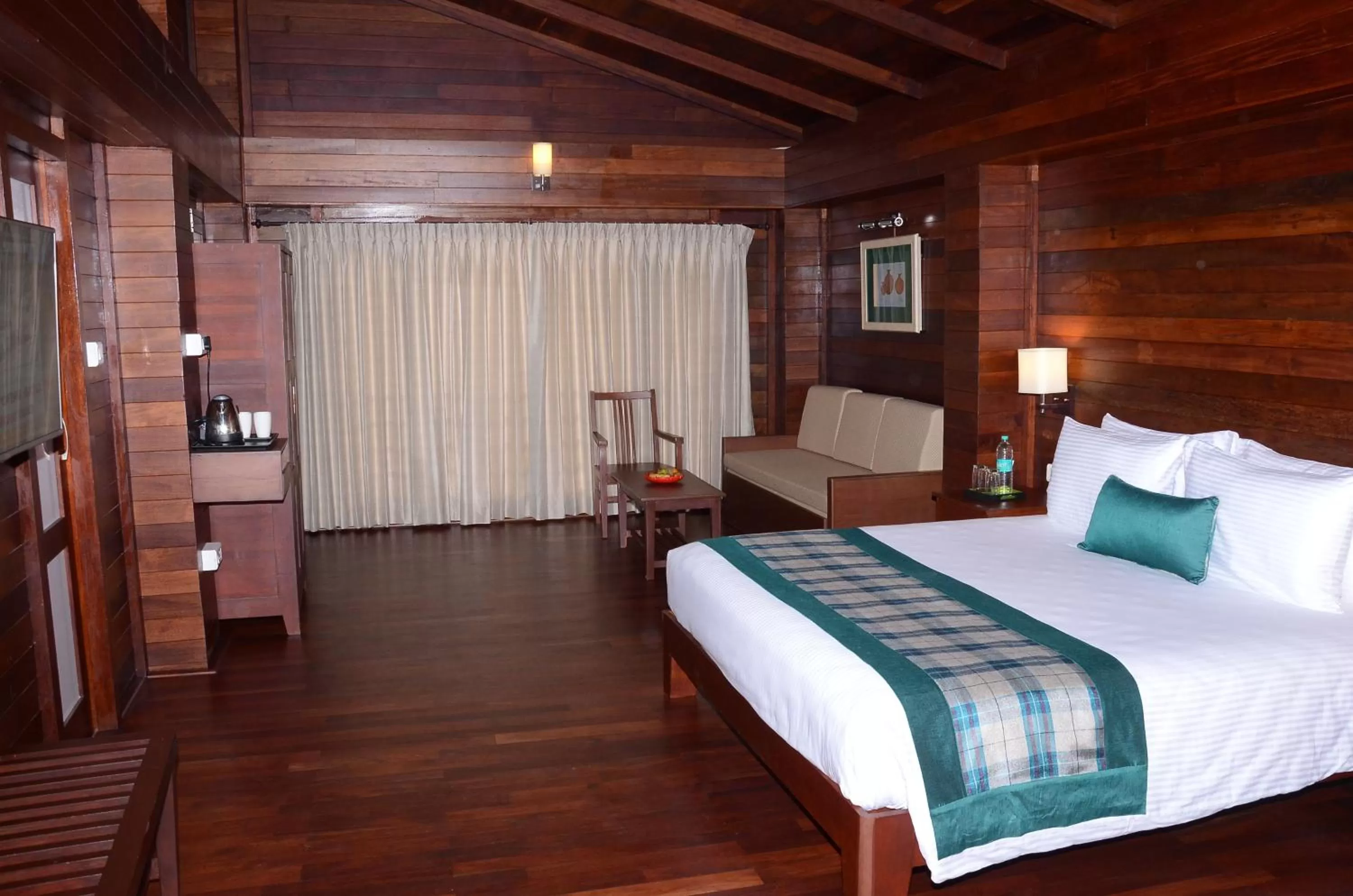 Bed in GReaT Trails Kodaikanal by GRT Hotels