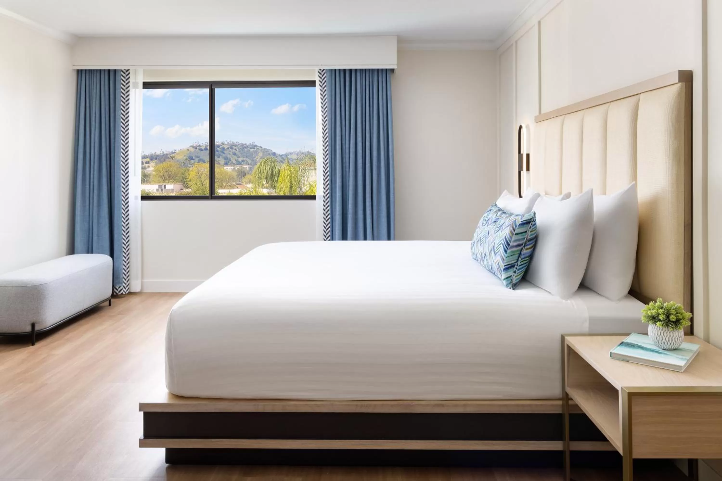 Bed in The Anza-a Calabasas Hotel