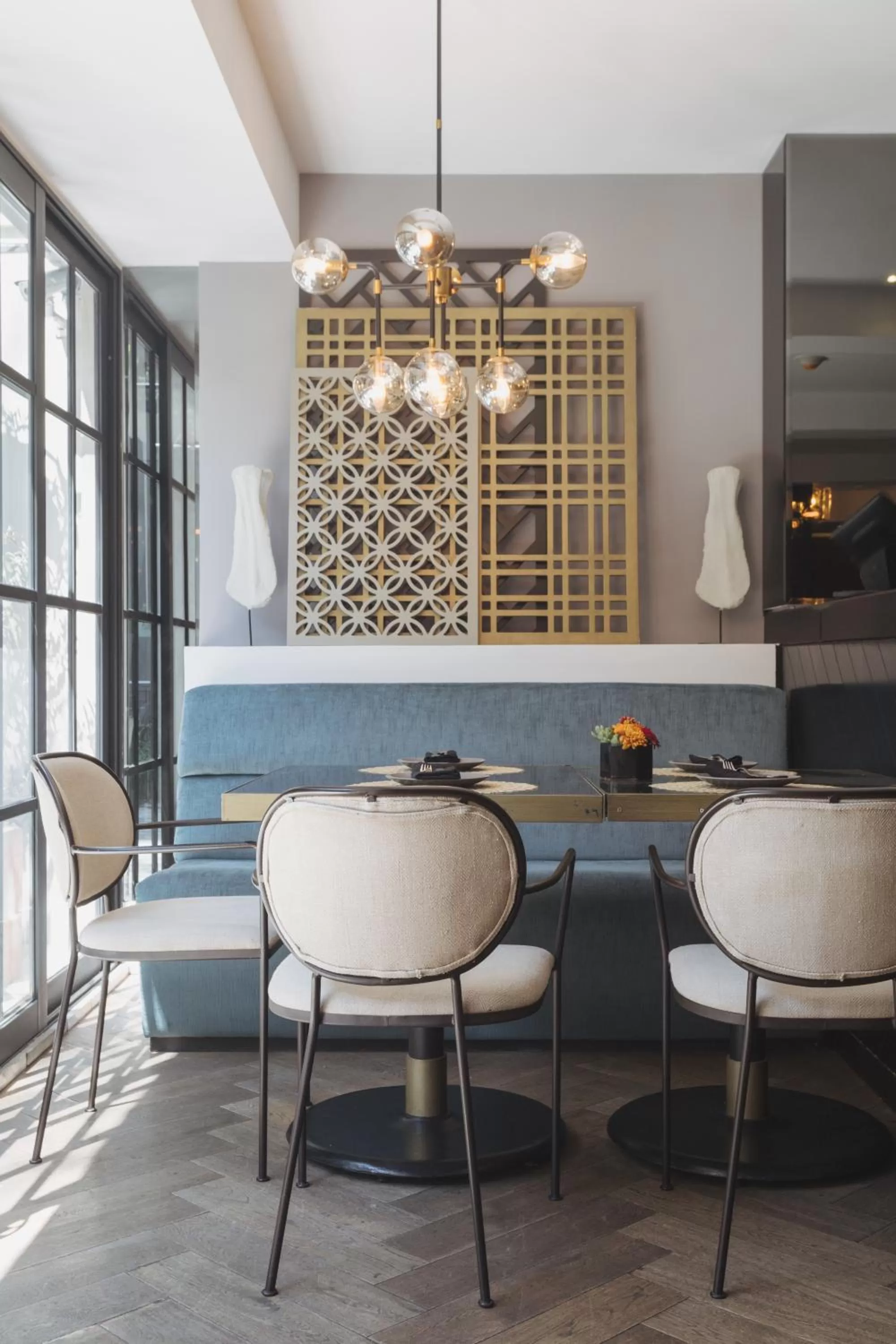 Restaurant/places to eat in The Wild Oscar