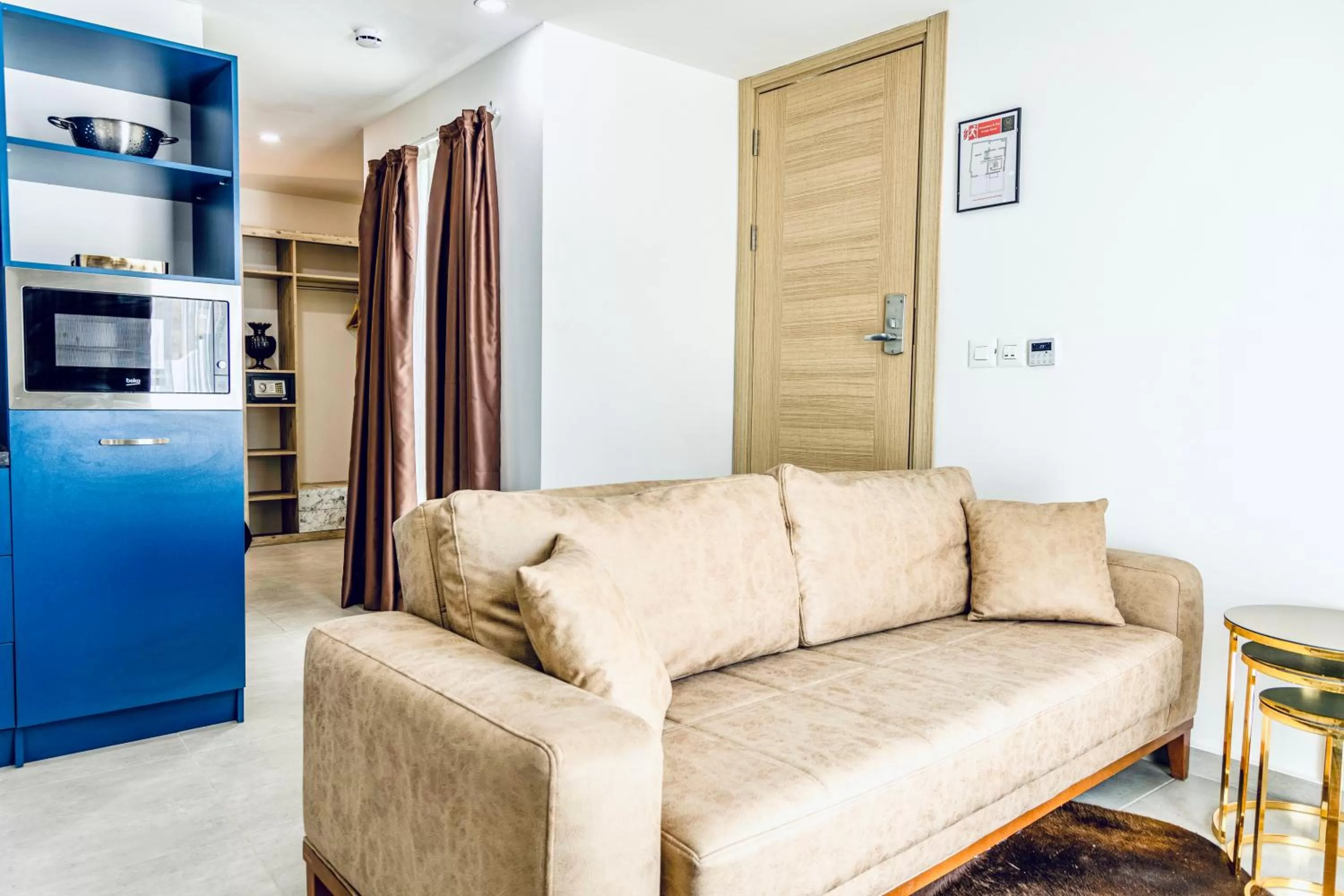 Living room in The Mike Hotel by CX Collection