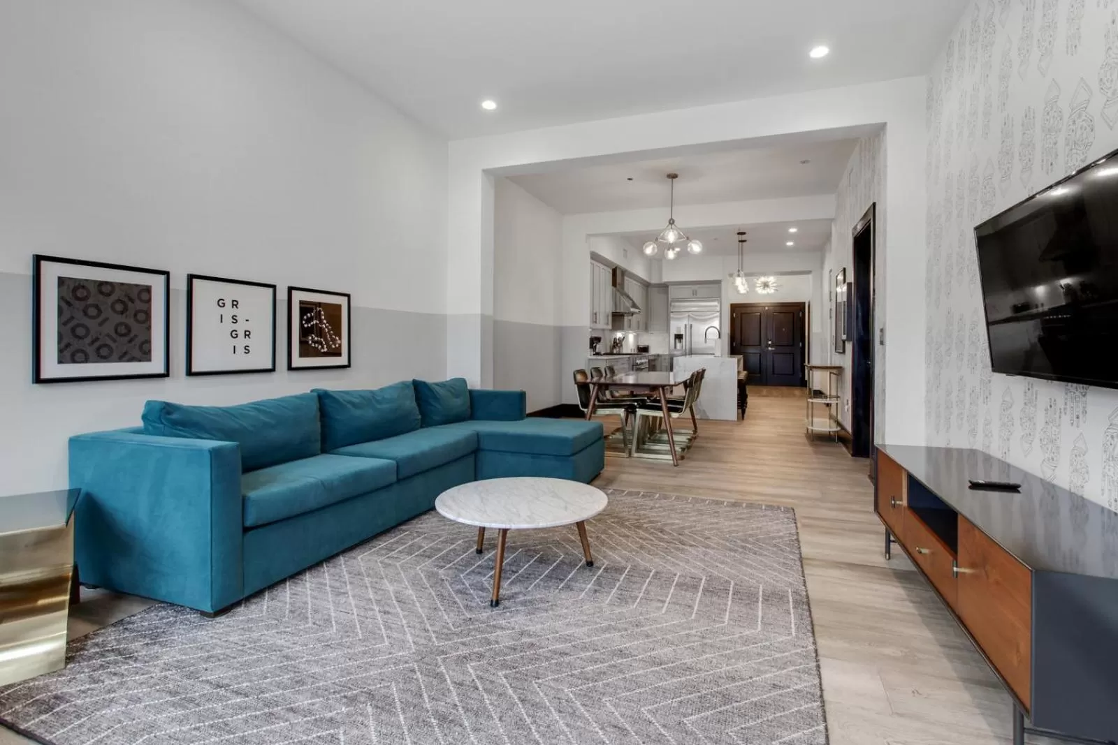 Living room, Seating Area in Roami at The Brandywine