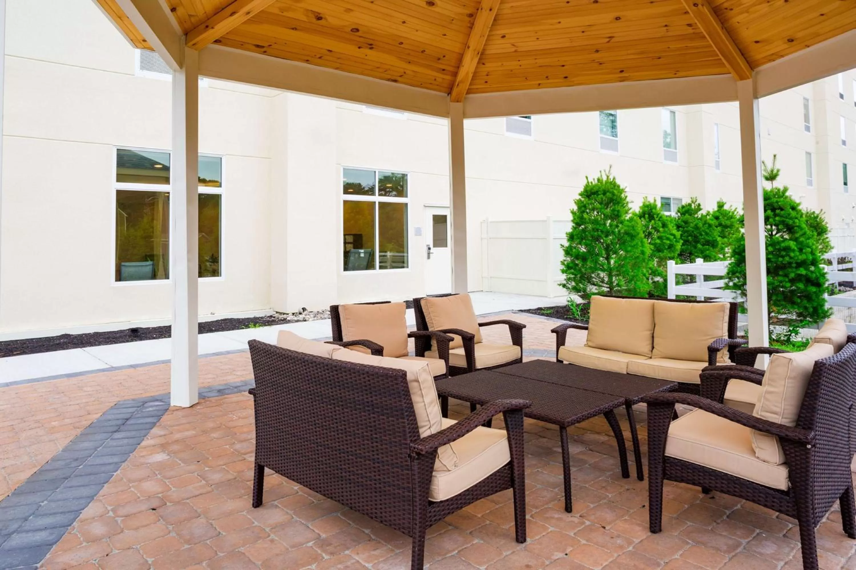 Patio in Hampton Inn Atlantic City/Absecon, NJ