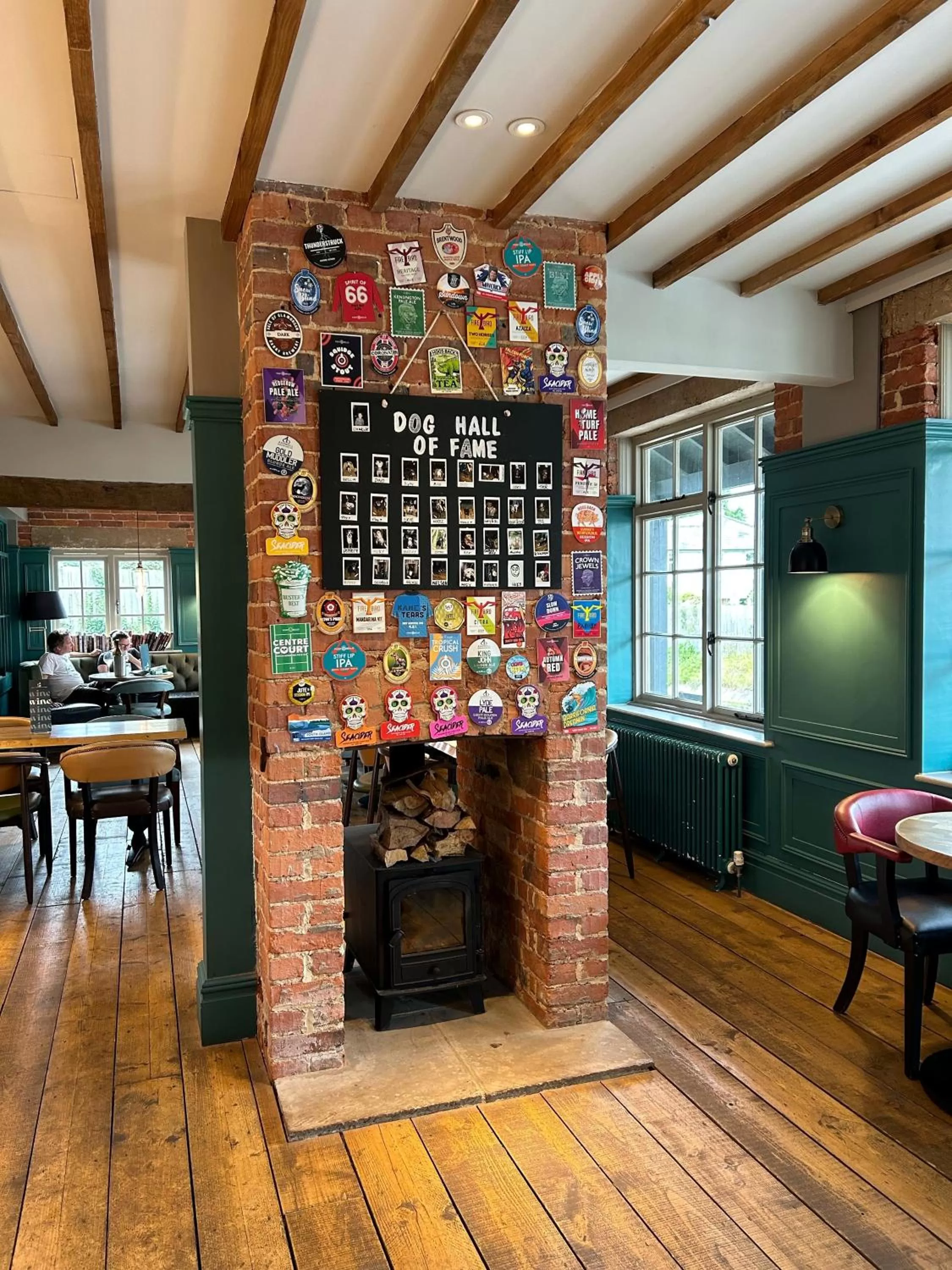 Lounge or bar in The Binsted Inn