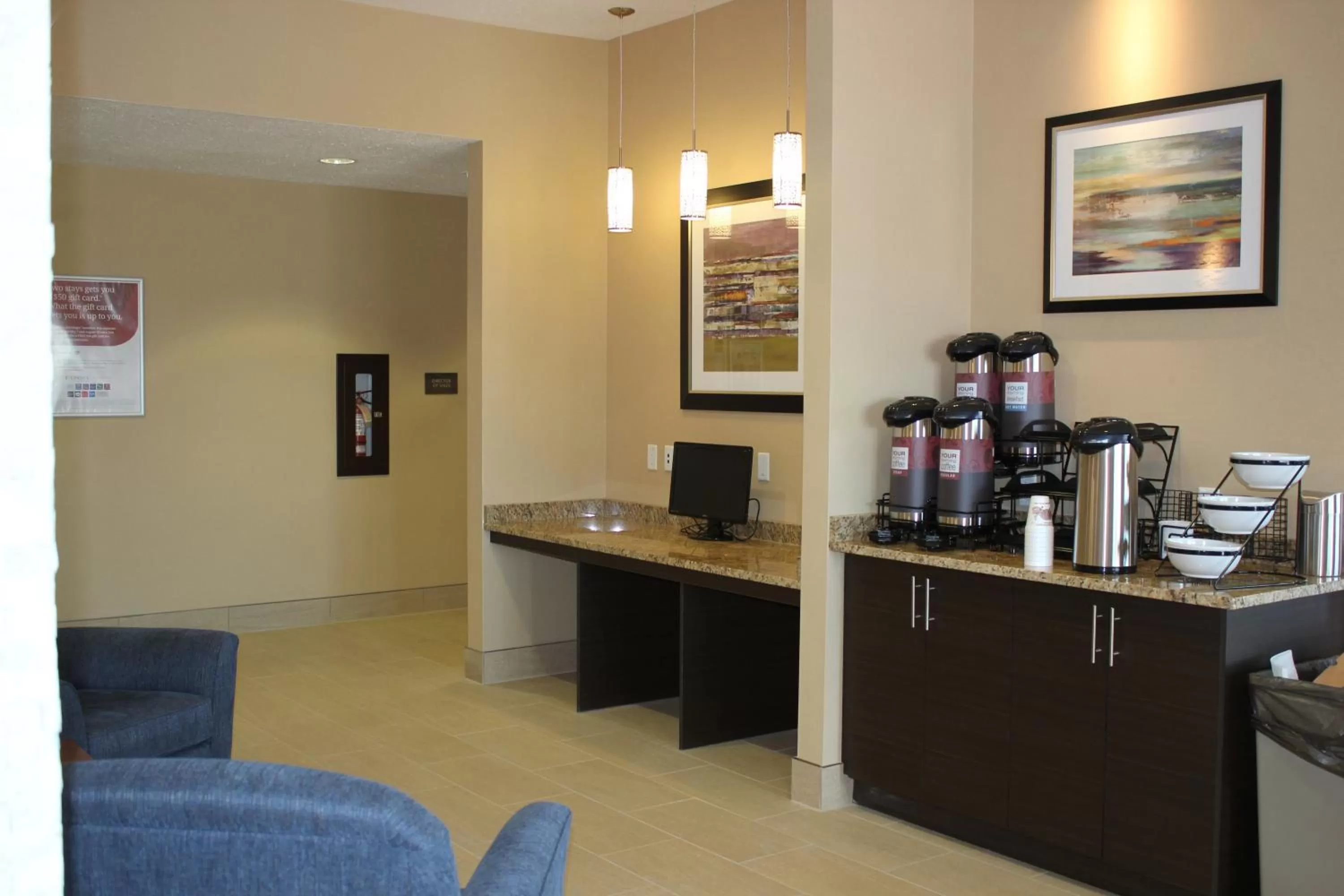 Restaurant/places to eat in Comfort Inn & Suites Edmonton International Airport