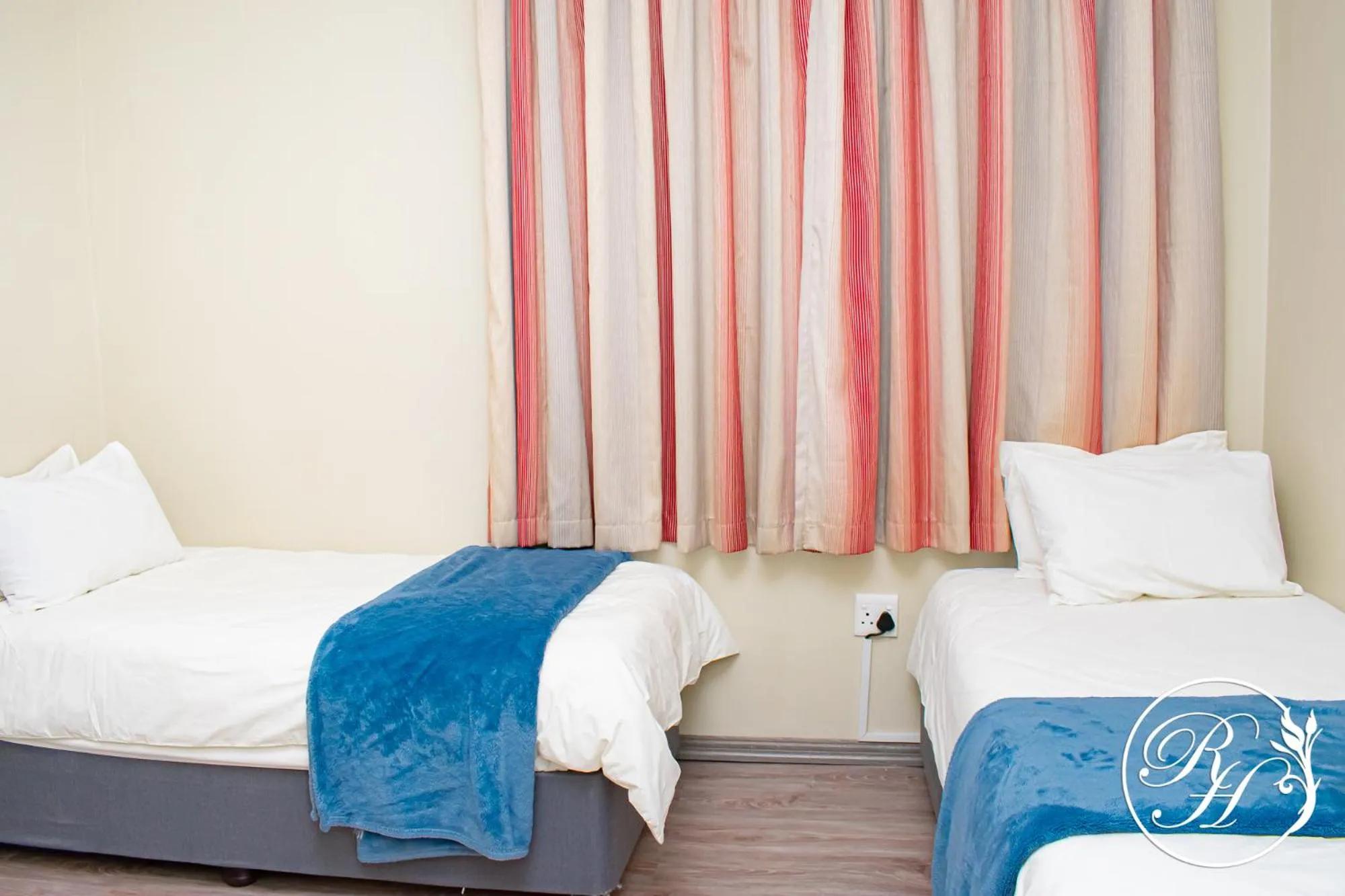 Bed in Roseland House Self Catering