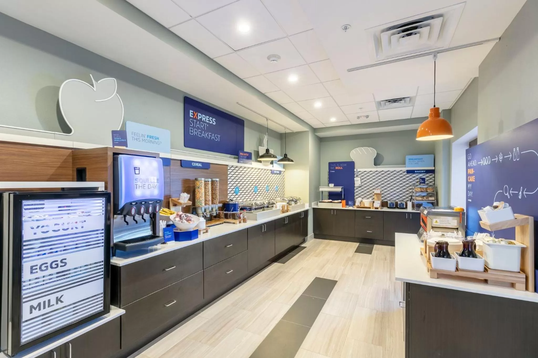 Breakfast in Holiday Inn Express & Suites Jacksonville - Town Center by IHG