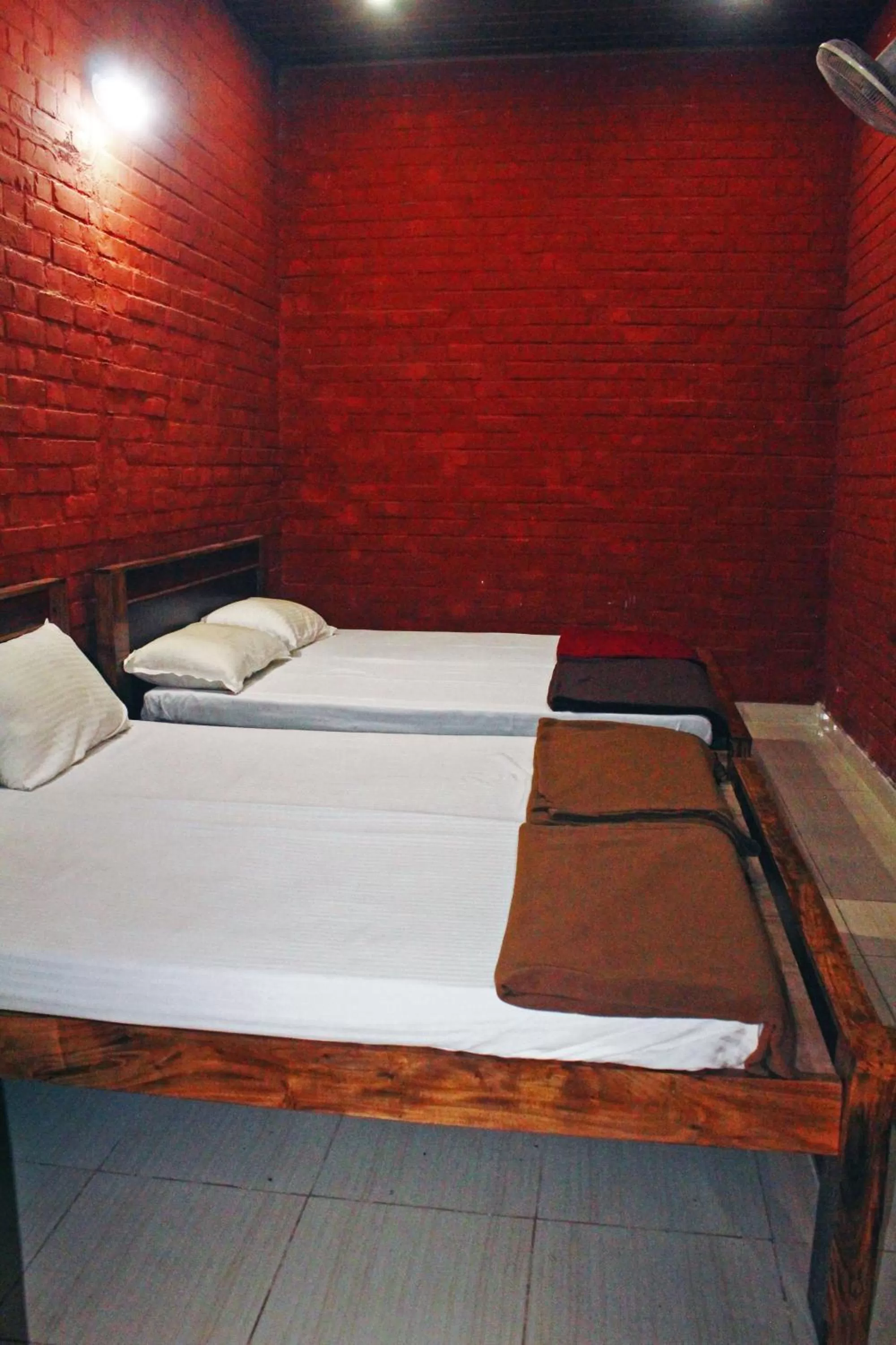 Bedroom, Bed in CS County Resort