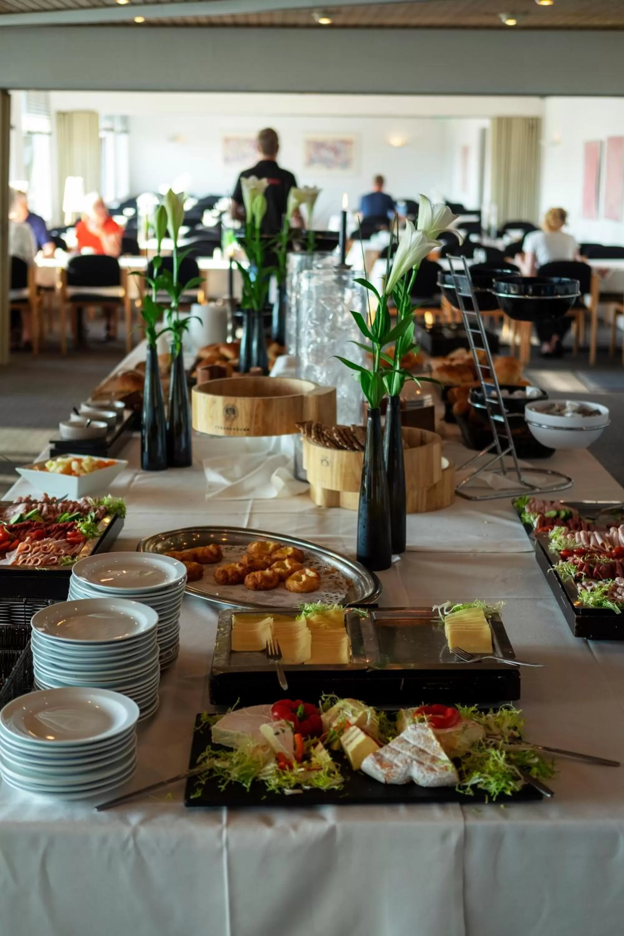 Buffet breakfast in Hotel Pejsegaarden