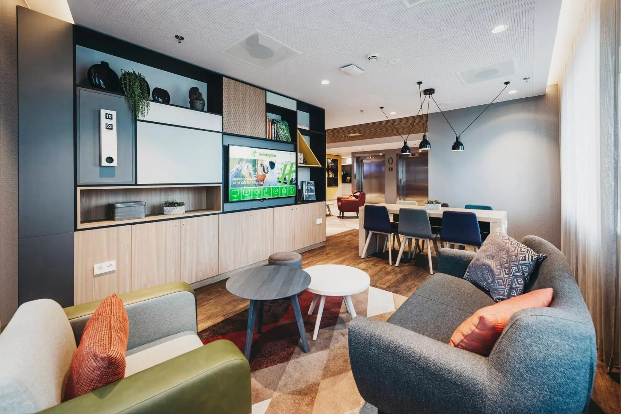 Lobby or reception in Holiday Inn - Eindhoven Airport by IHG