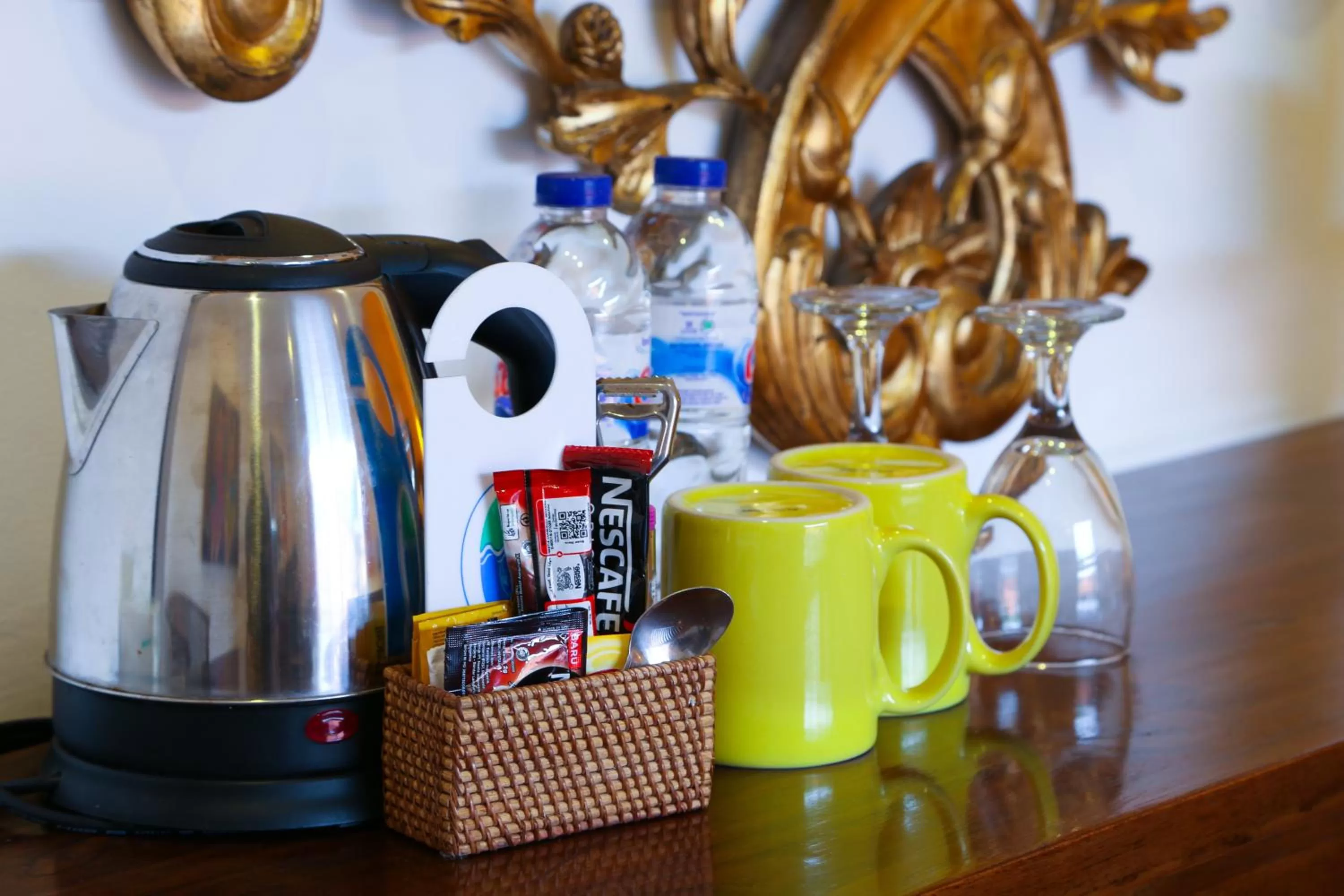 Coffee/tea facilities in Aquarius Beach Hotel