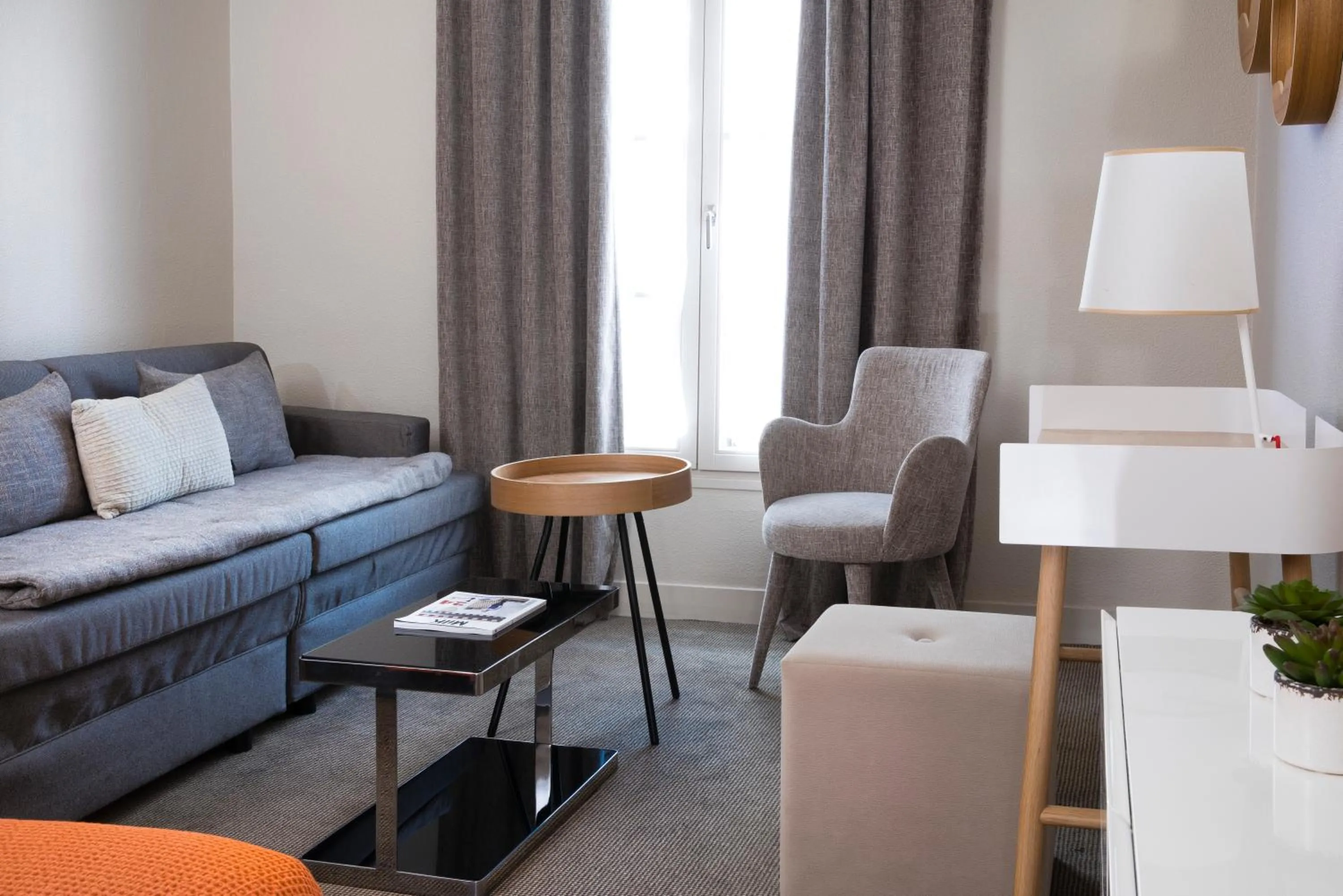 Seating area in Hotel d'Espagne