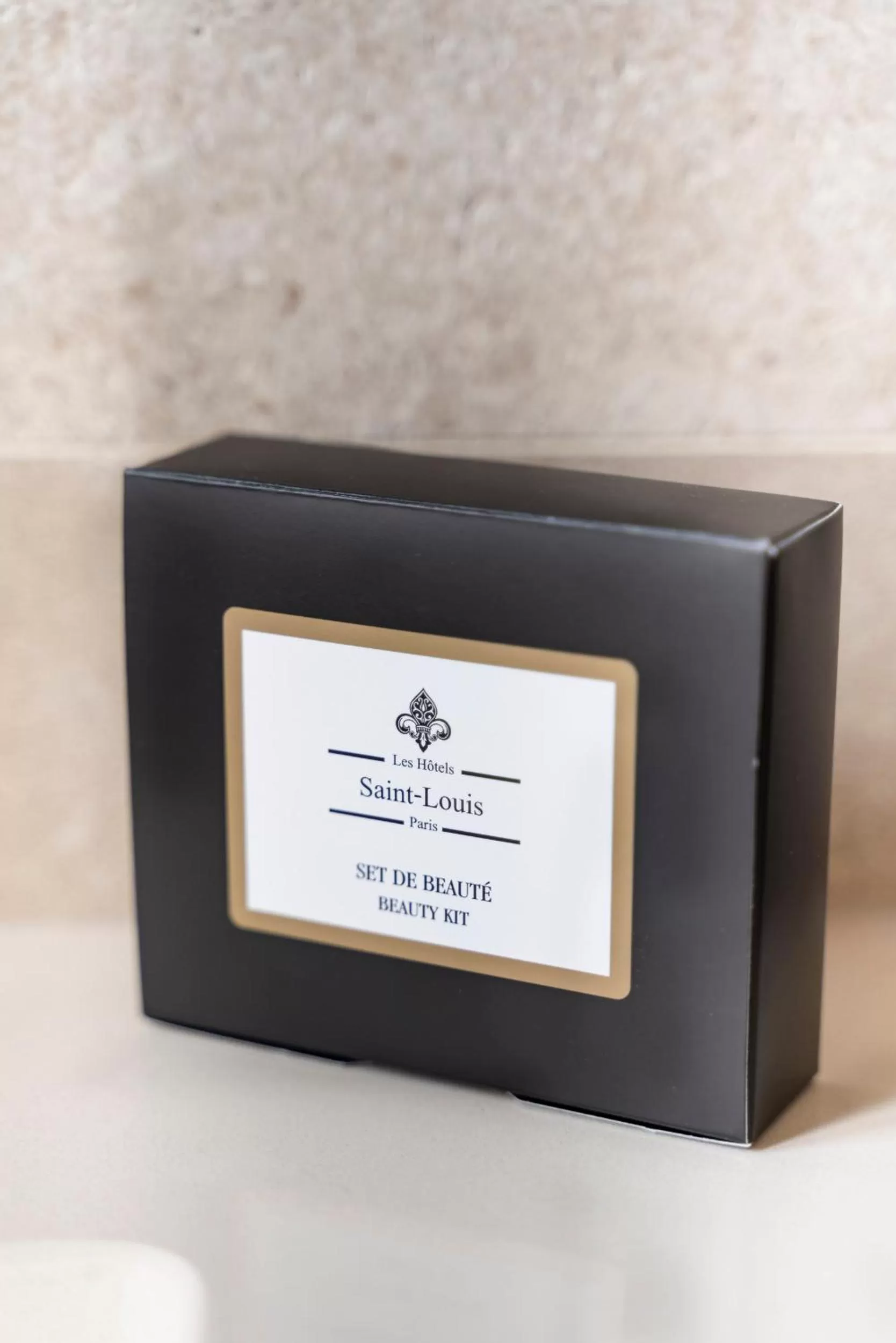 Property logo or sign in Hôtel Le Presbytère