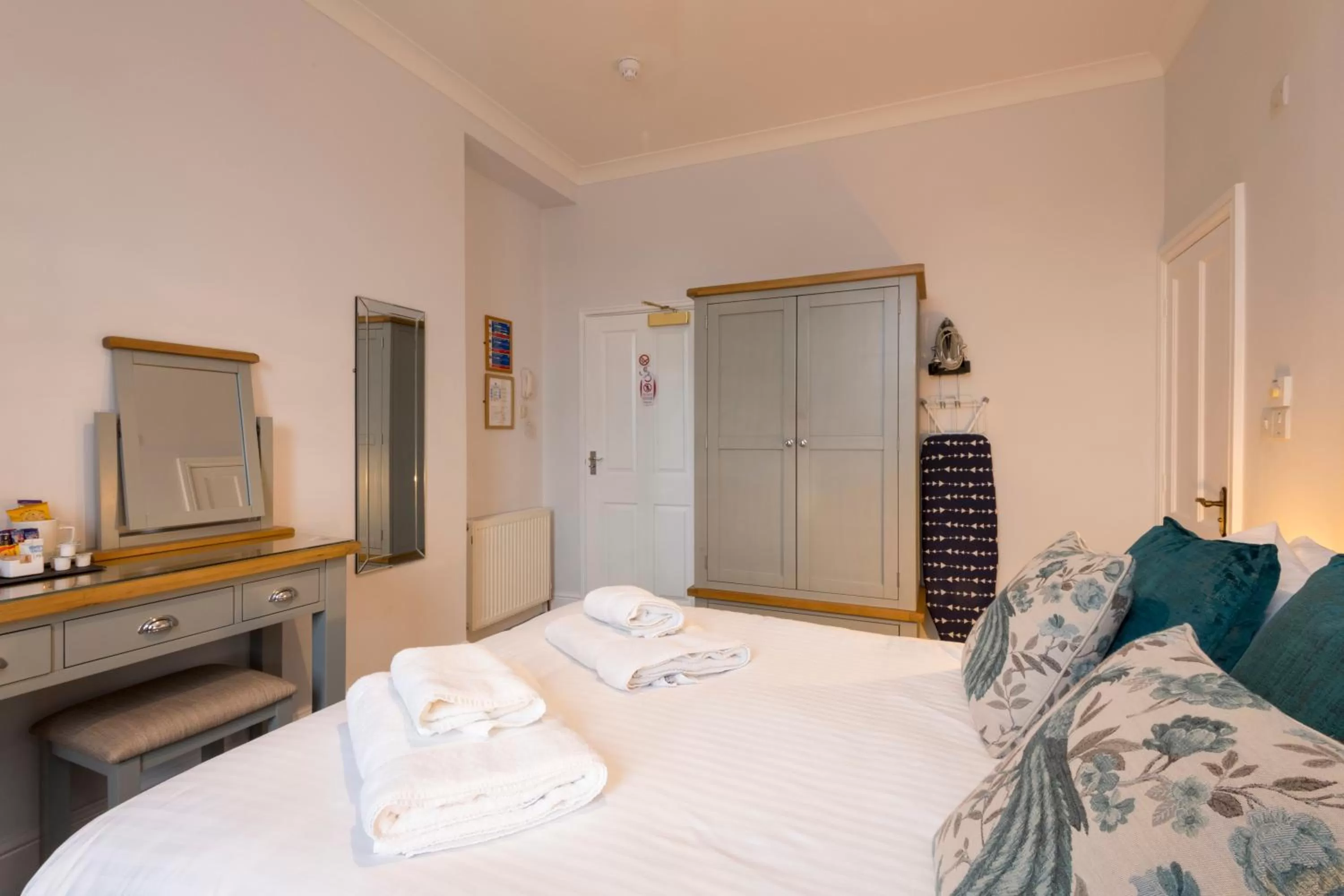 Bedroom, Bed in Sure Hotel Collection by Best Western Porth Veor Manor Hotel