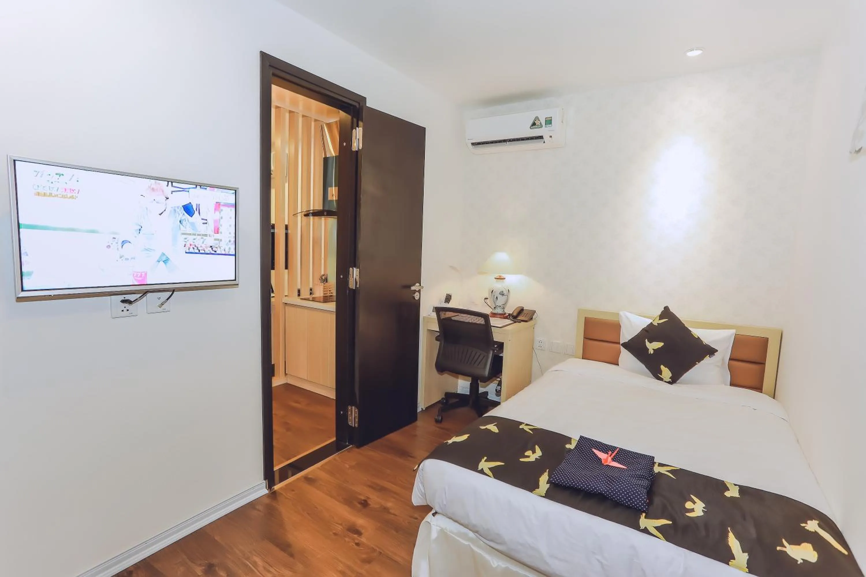 Photo of the whole room, Bed in Momizi Business Hotel