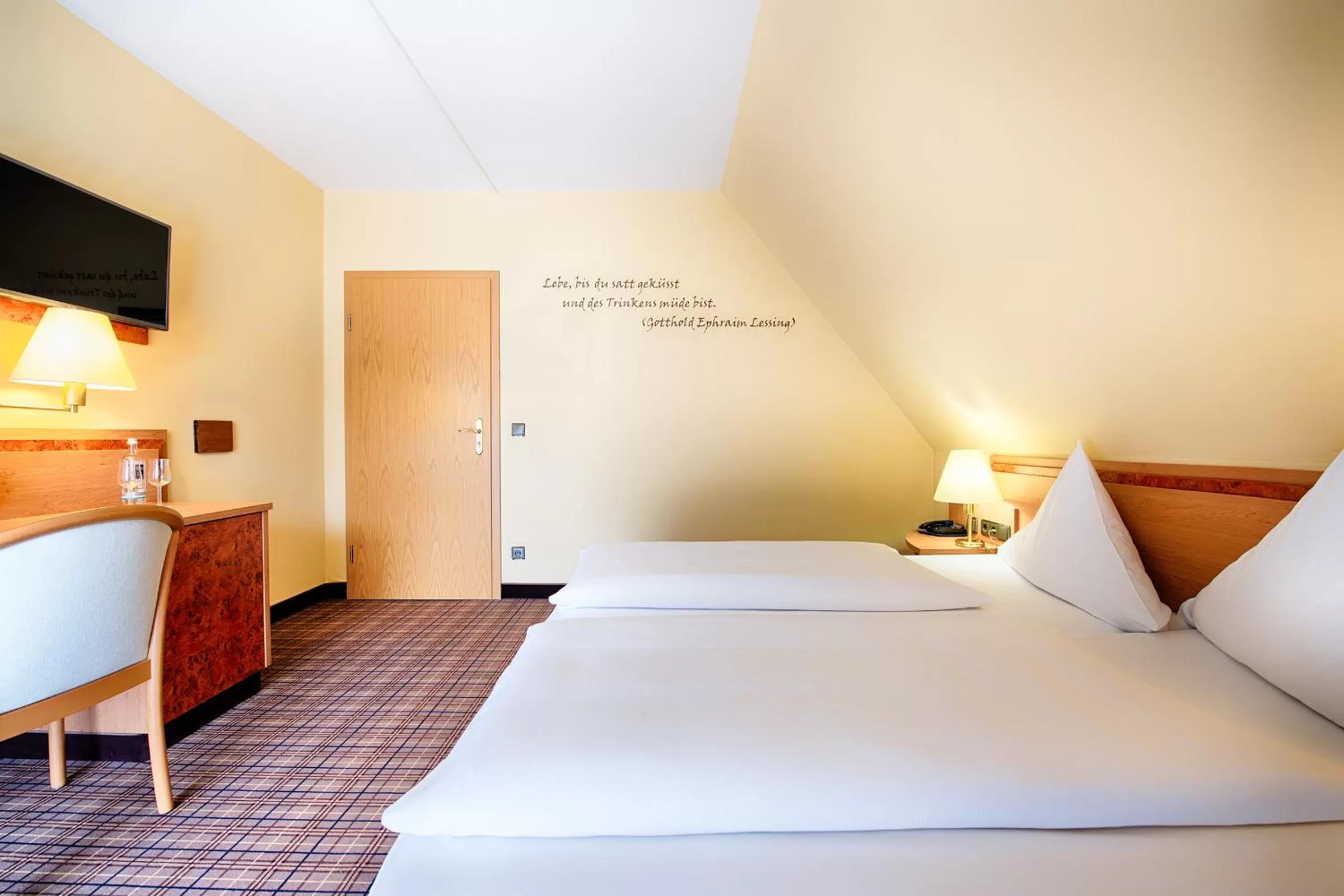 Bed in Welcome Hotel Legden