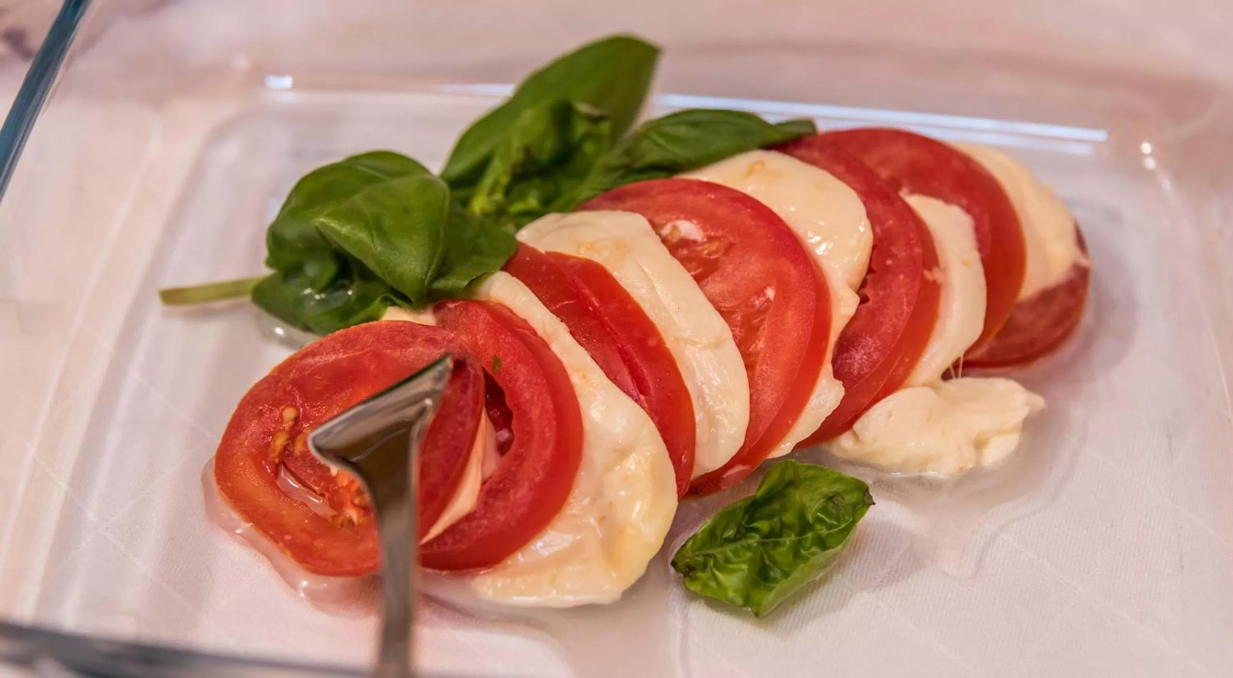 Buffet breakfast in Hotel Mutz Garni