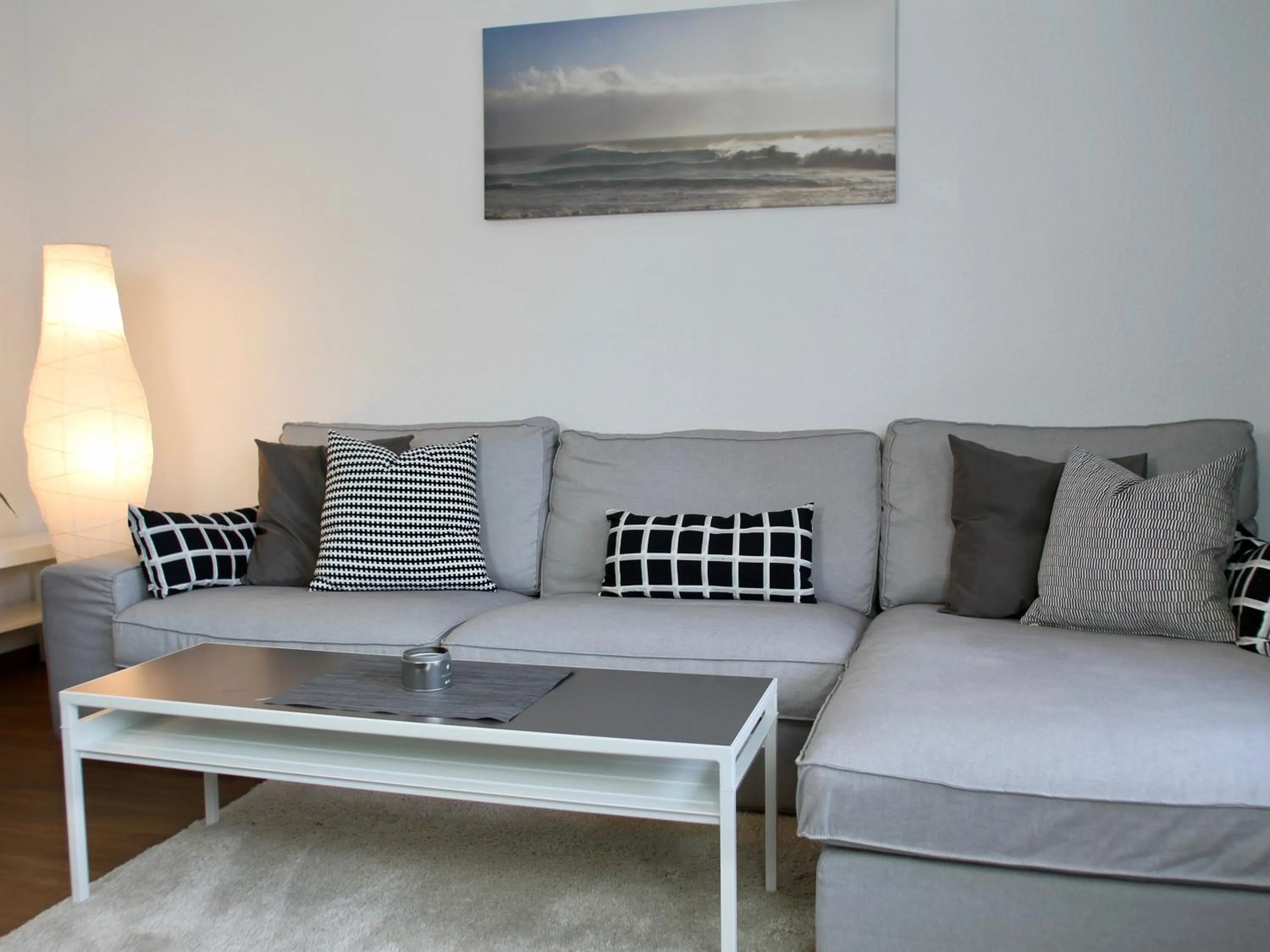 Other, Bed in Apartmenthaus in der Arnoldstraße