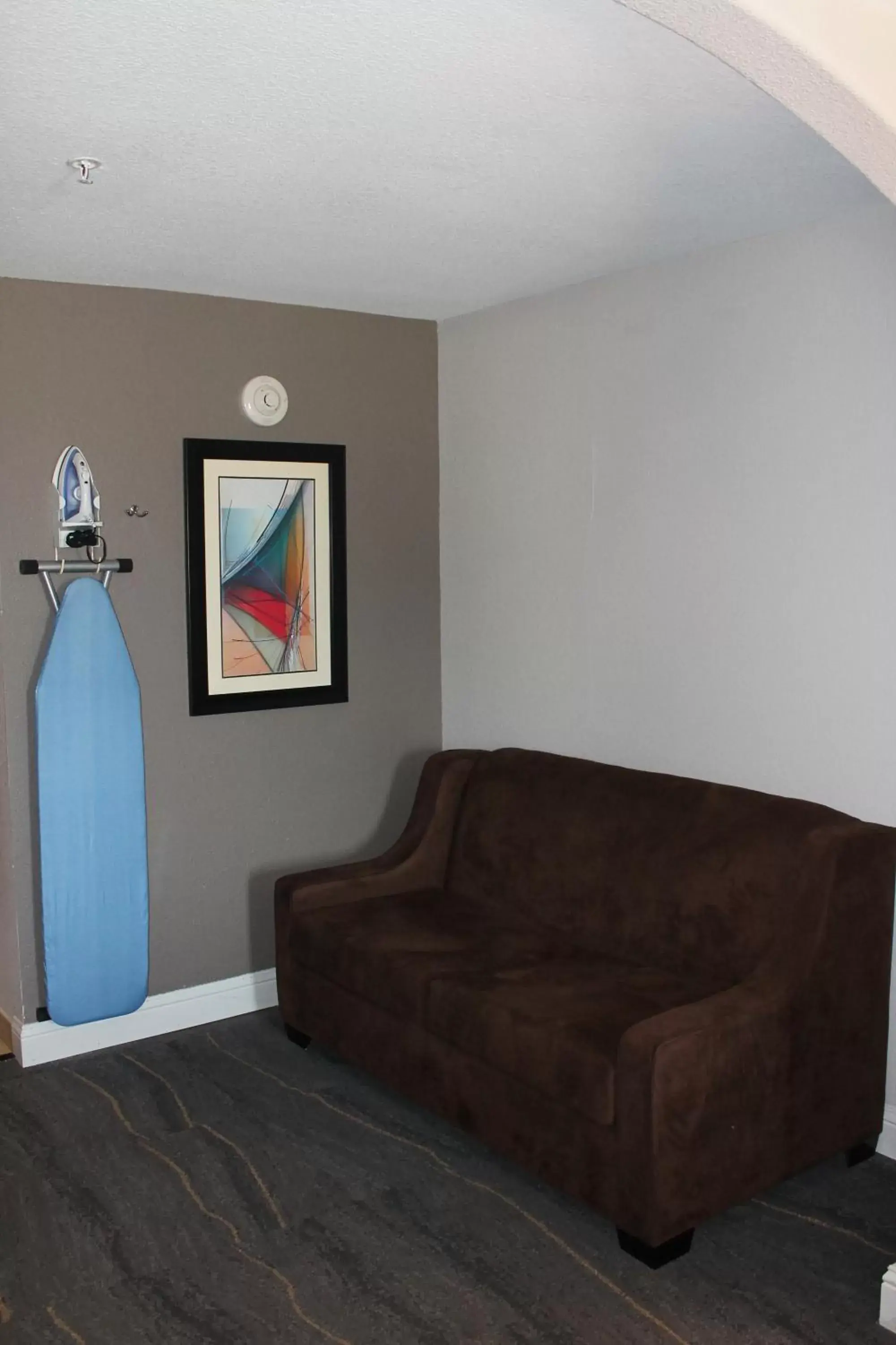 King Room with Sofa Bed - Non-Smoking in Quality Inn & Suites Port Arthur - Nederland King Room with Sofa Bed - Non-Smoking in Quality Inn & Suites Port Arthur - Nederland