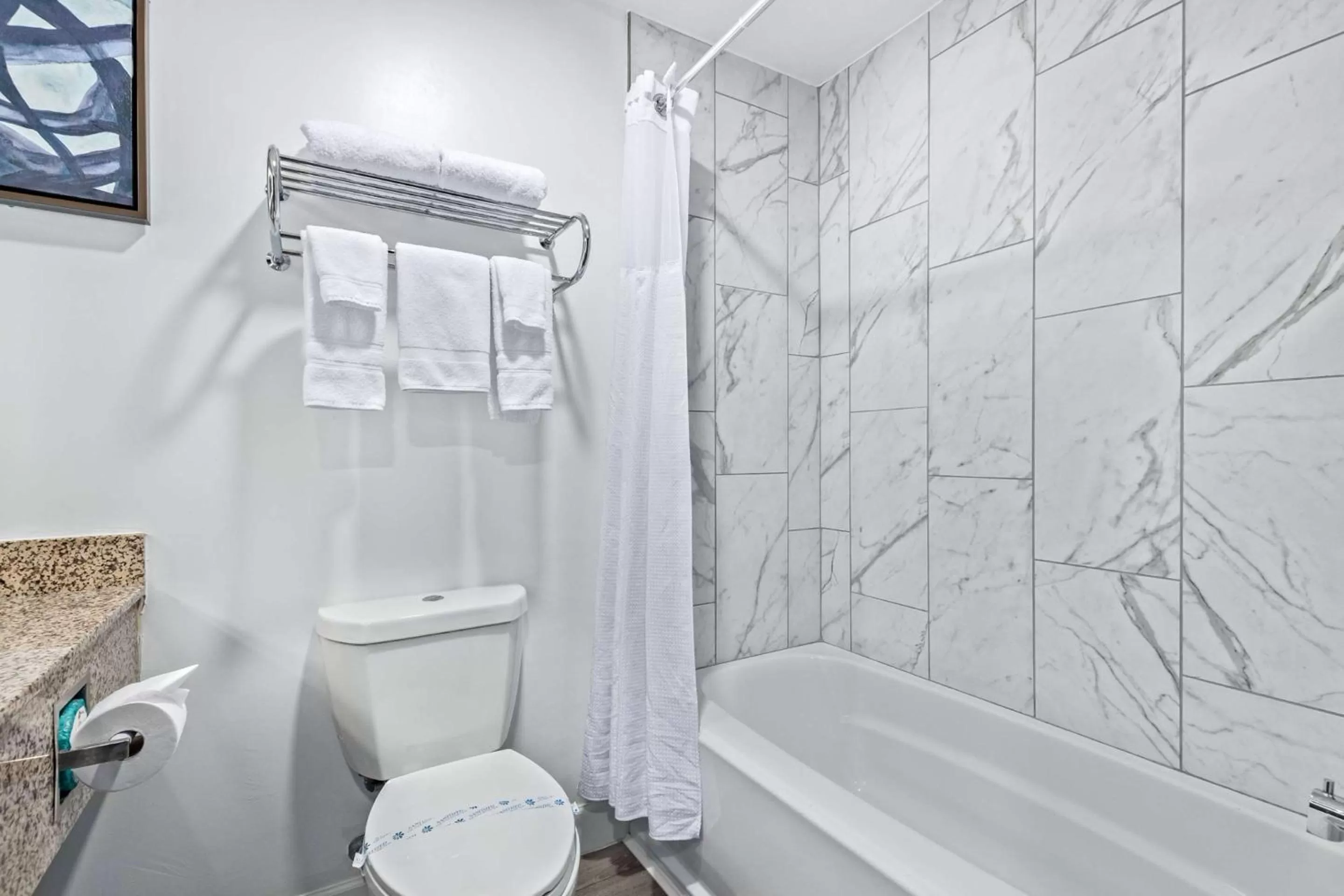 Bathroom in Fountain Park Hotel BW Signature Collection