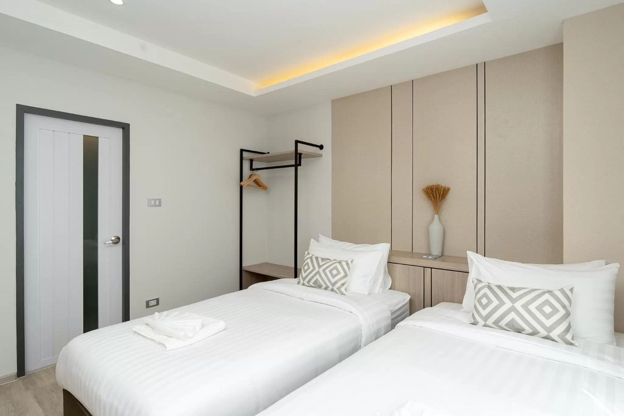 Bed in The Riski Hotel at Bangphlat Station SHA