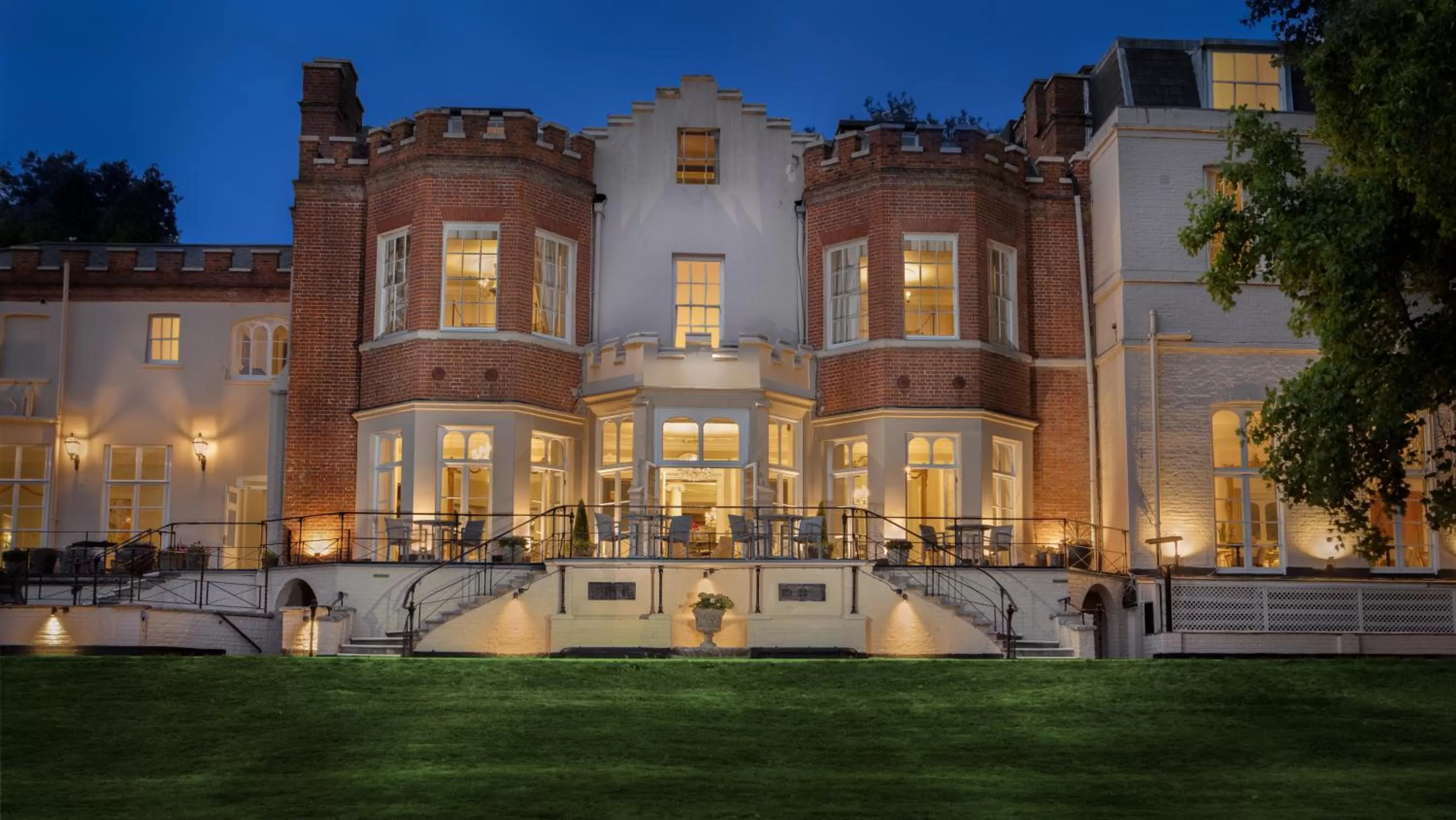 Property building in Taplow House Hotel & Spa