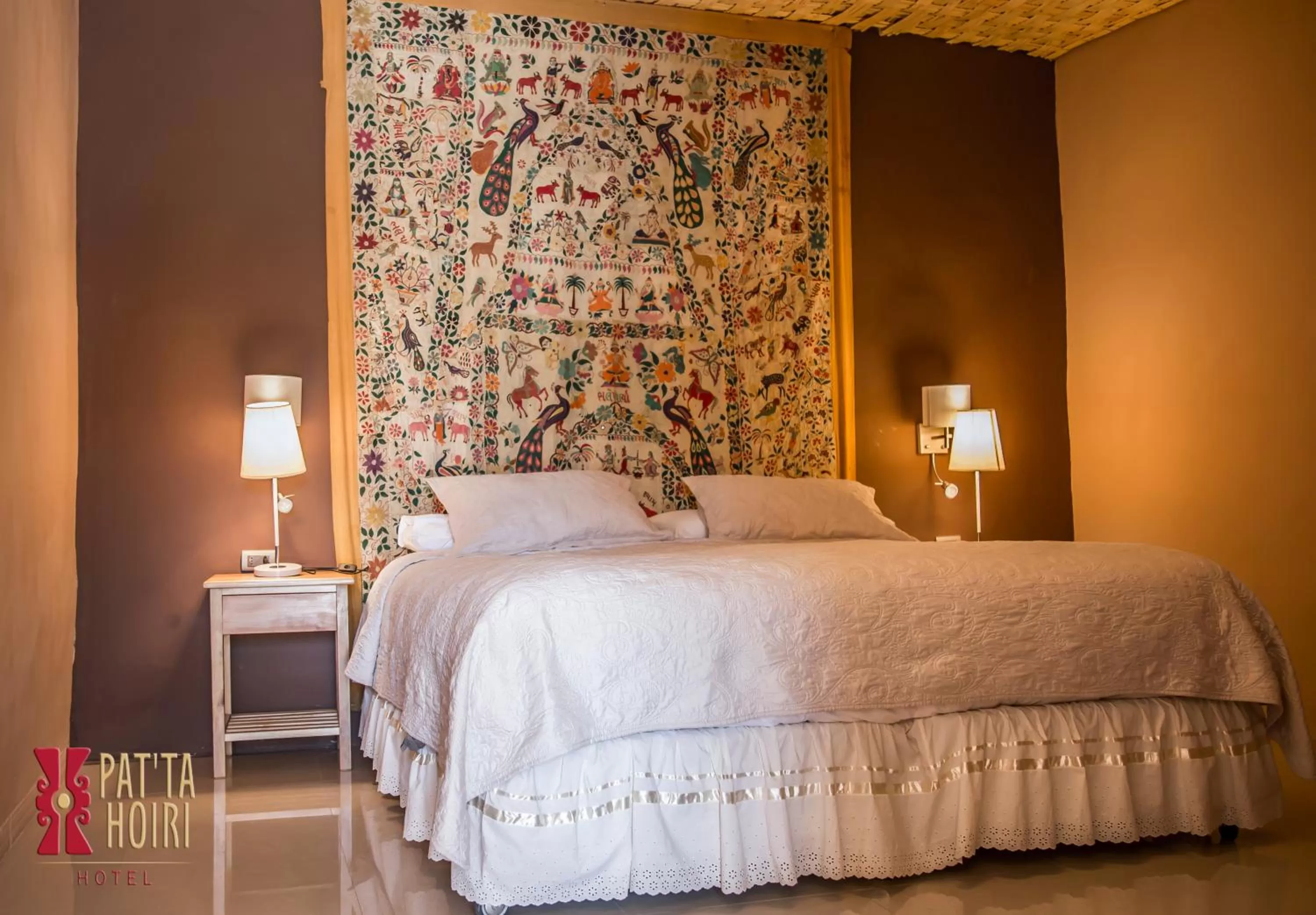 Bedroom, Bed in Hotel Pat'ta Hoiri